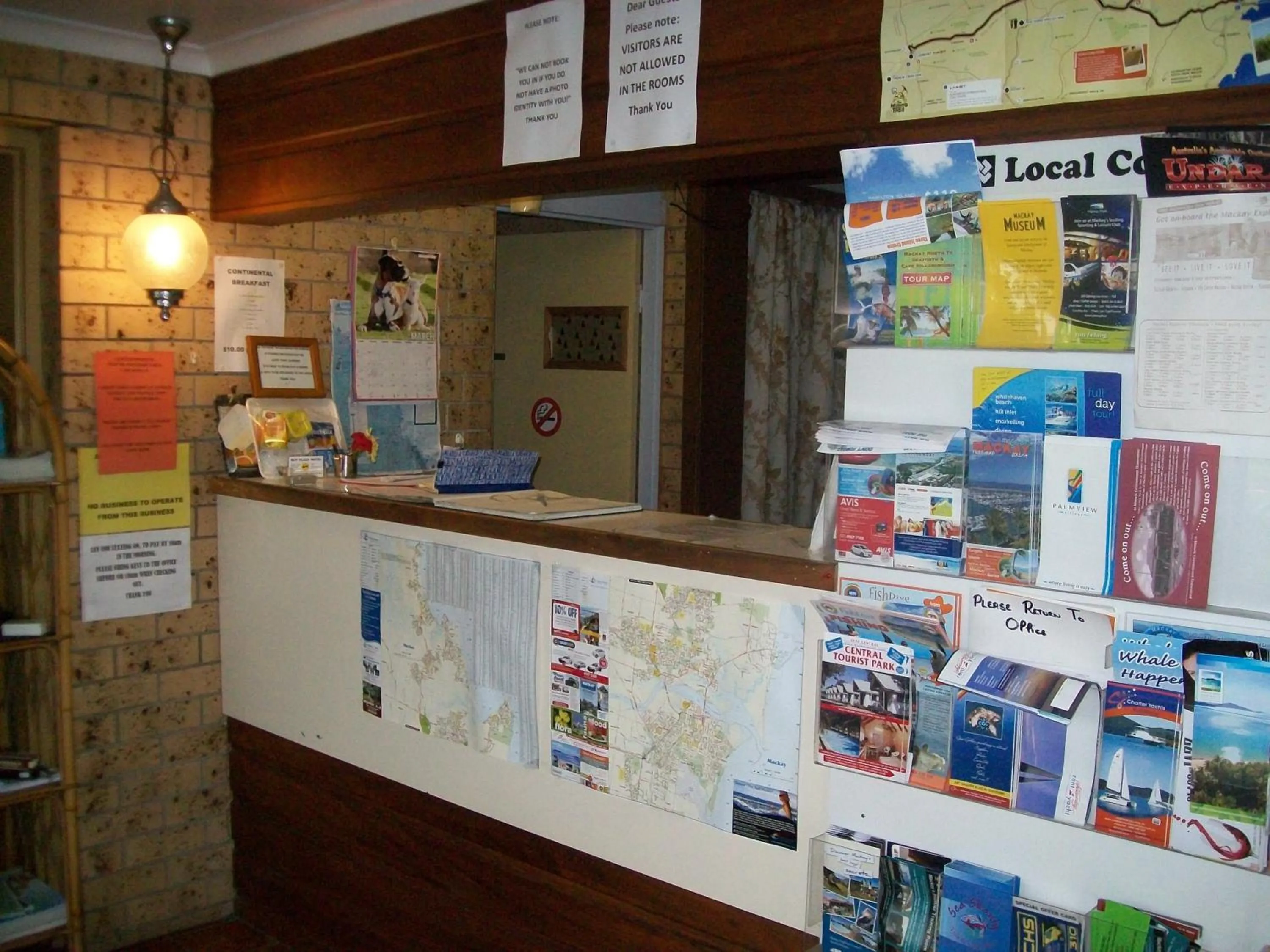 Lobby or reception in Sun Plaza Motel - Mackay