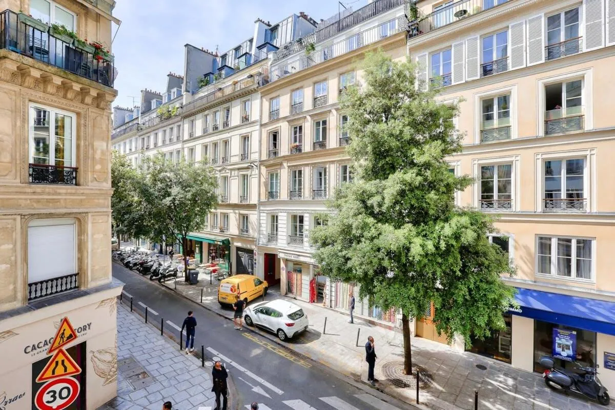 Beautiful 2BR in City Center of Paris
