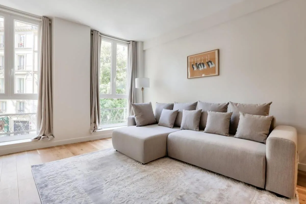 Beautiful 2BR in City Center of Paris