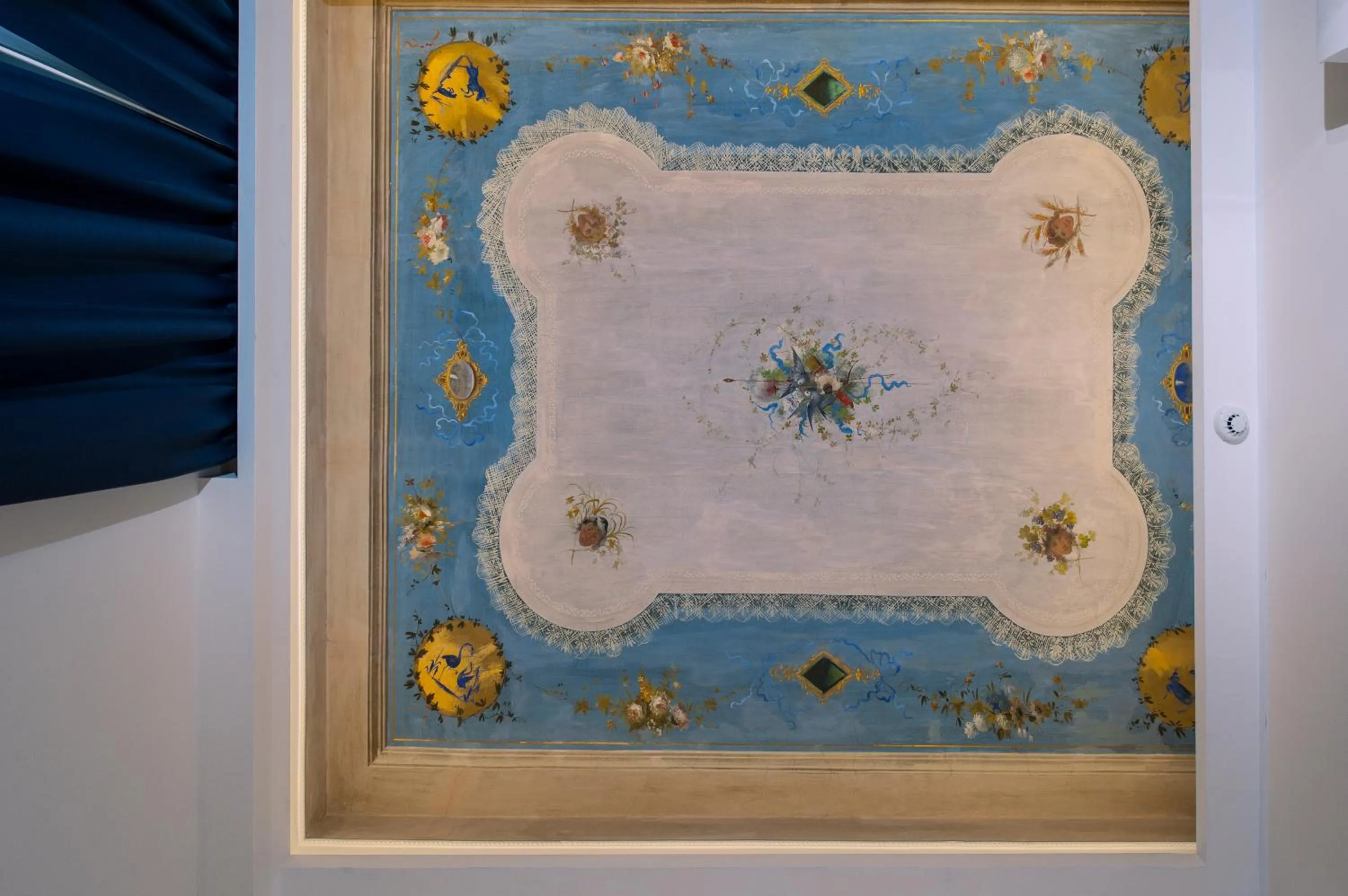 Decorative detail in DVE Suite Rome