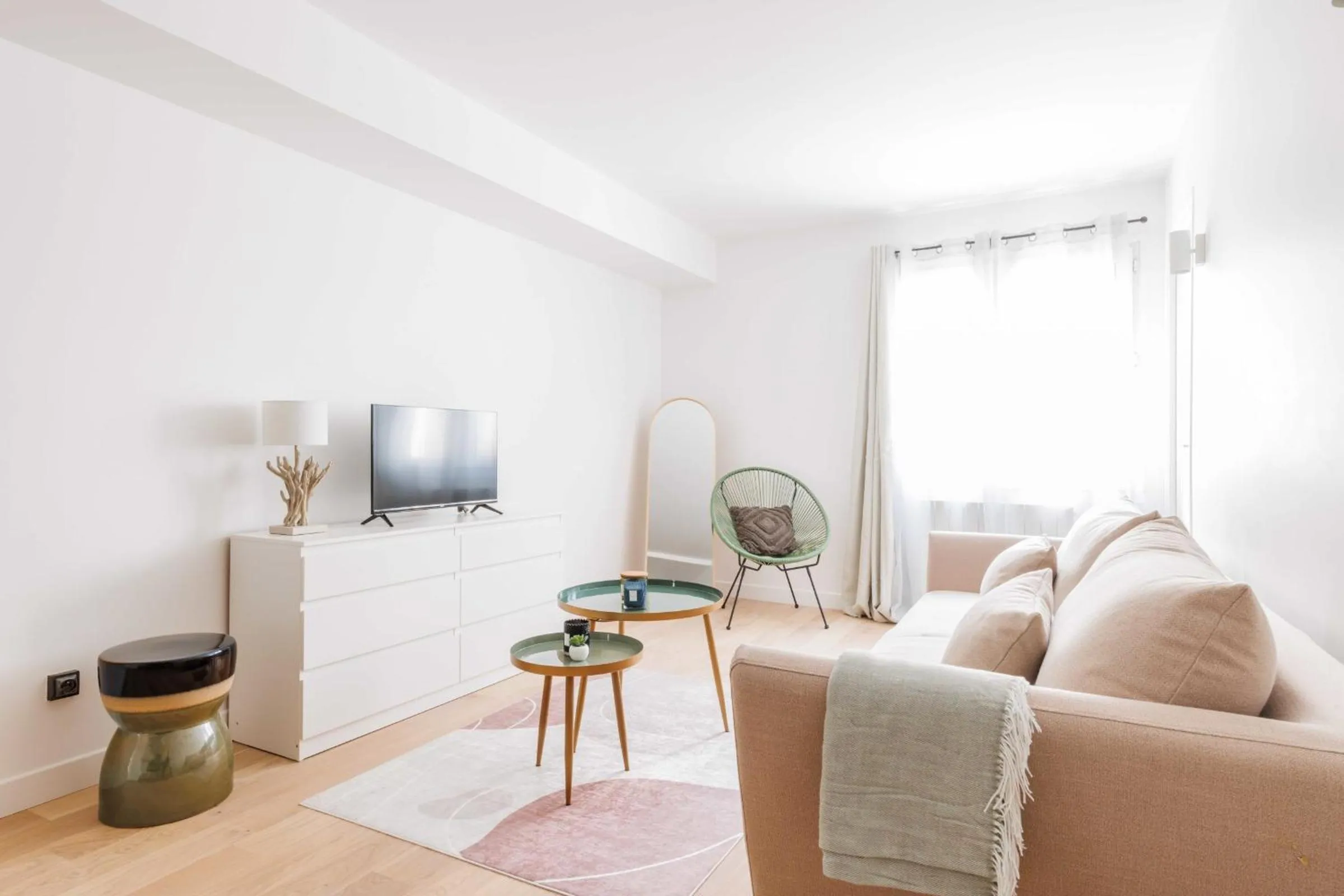 Serene apartment 6P 2BR - Puteaux La Défense