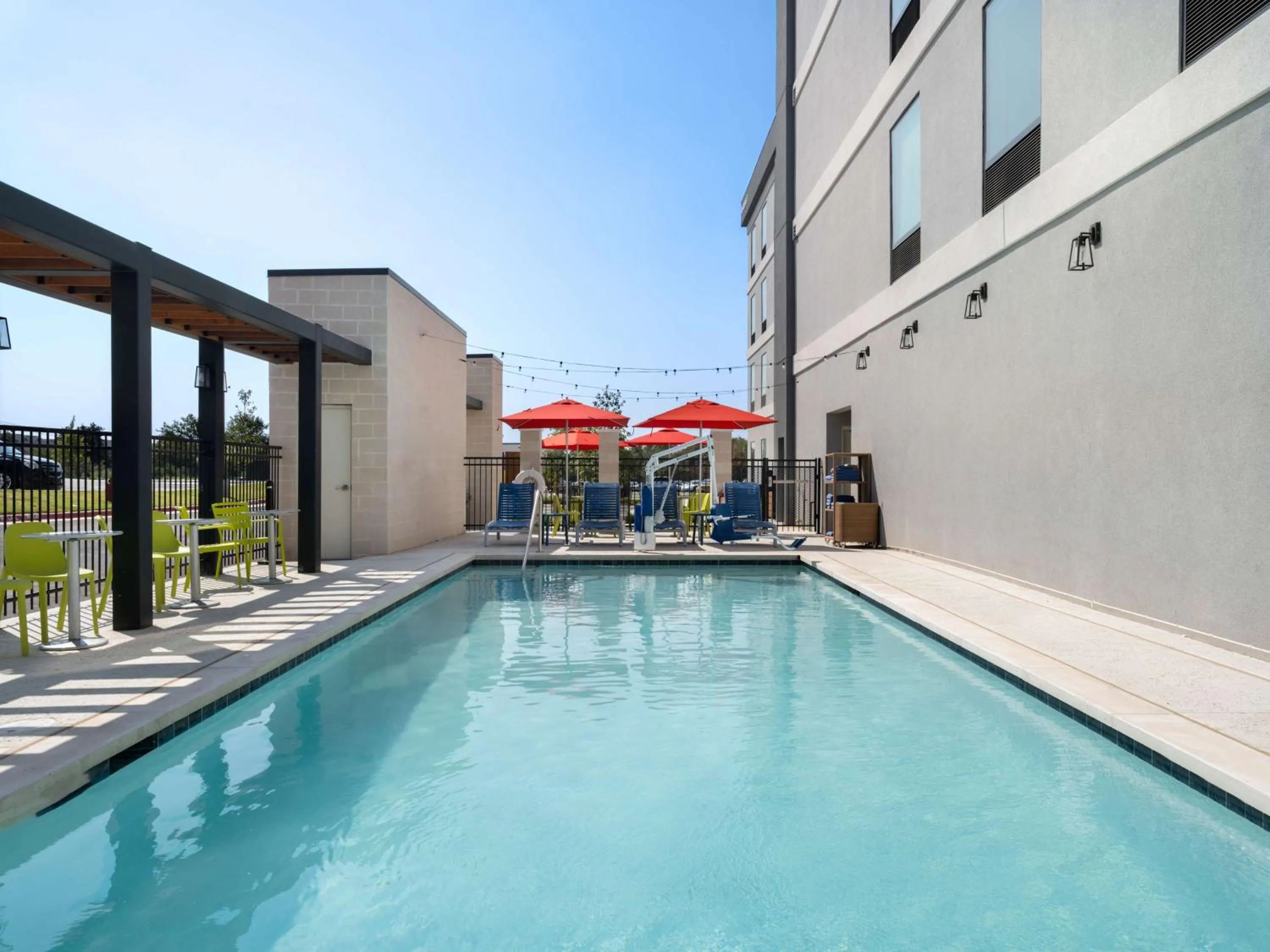 Pool view in Home2 Suites By Hilton Round Rock Medical Center