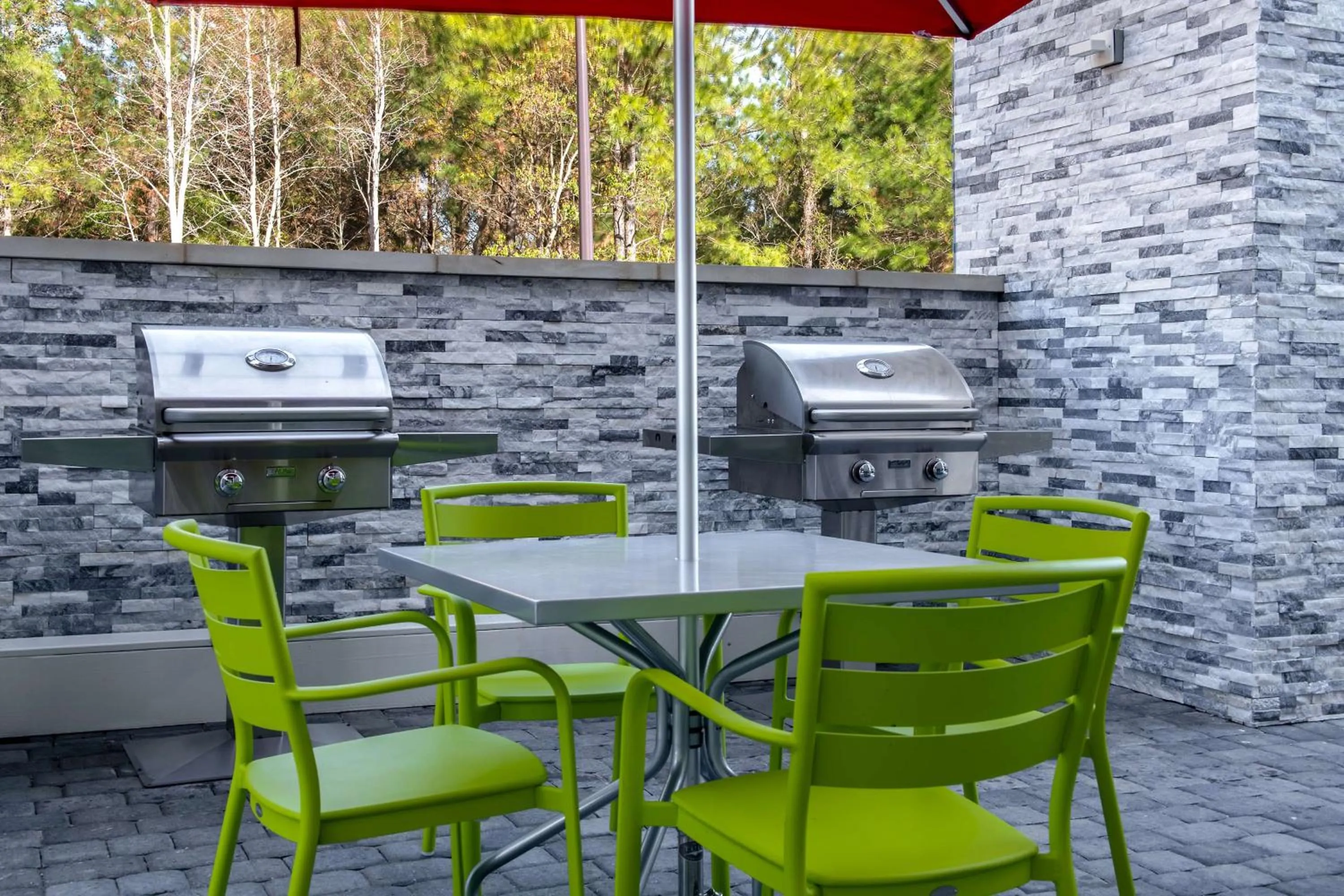 Patio in Home2 Suites By Hilton Savannah I95 North