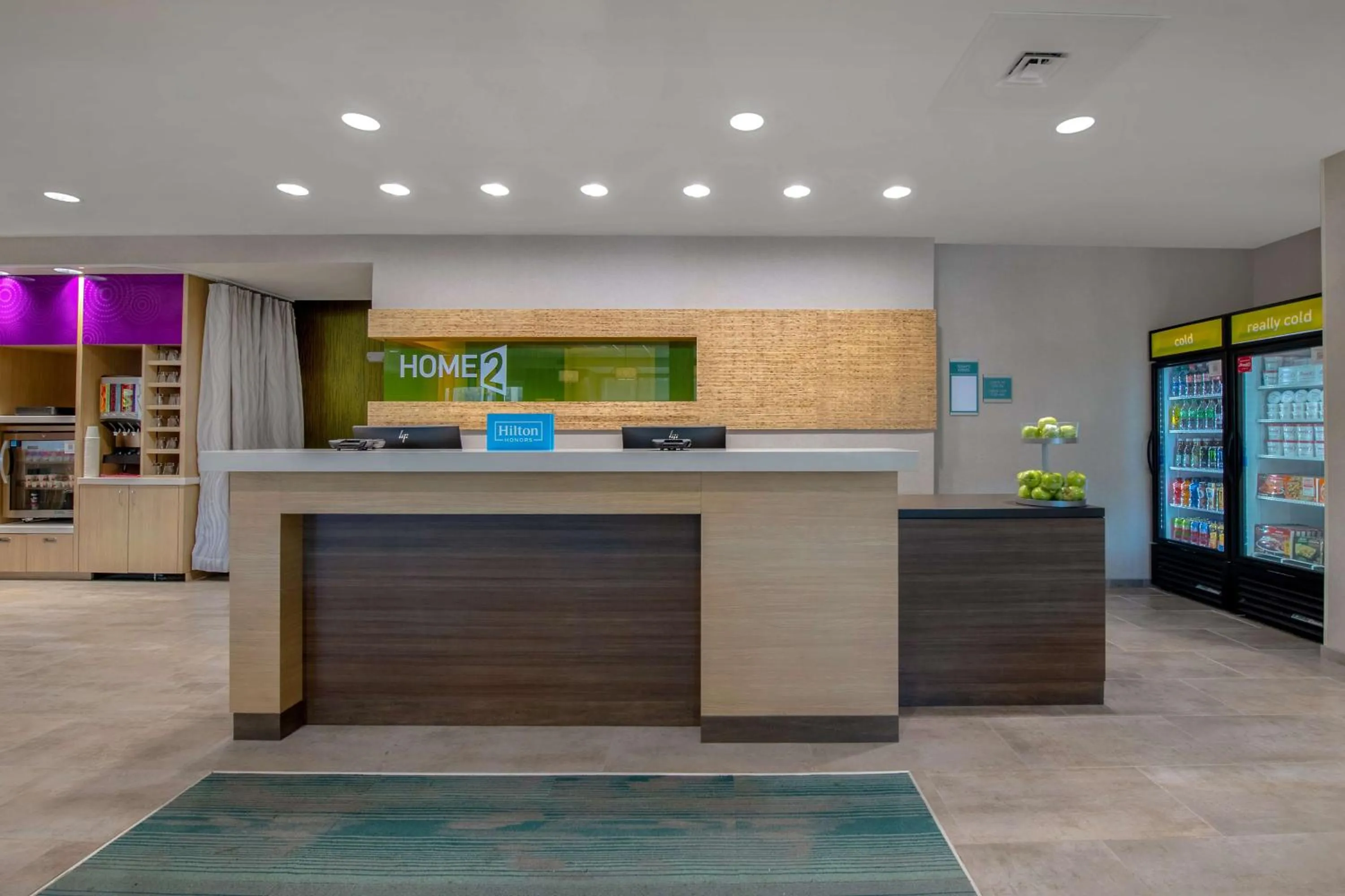 Lobby or reception in Home2 Suites By Hilton Savannah I95 North