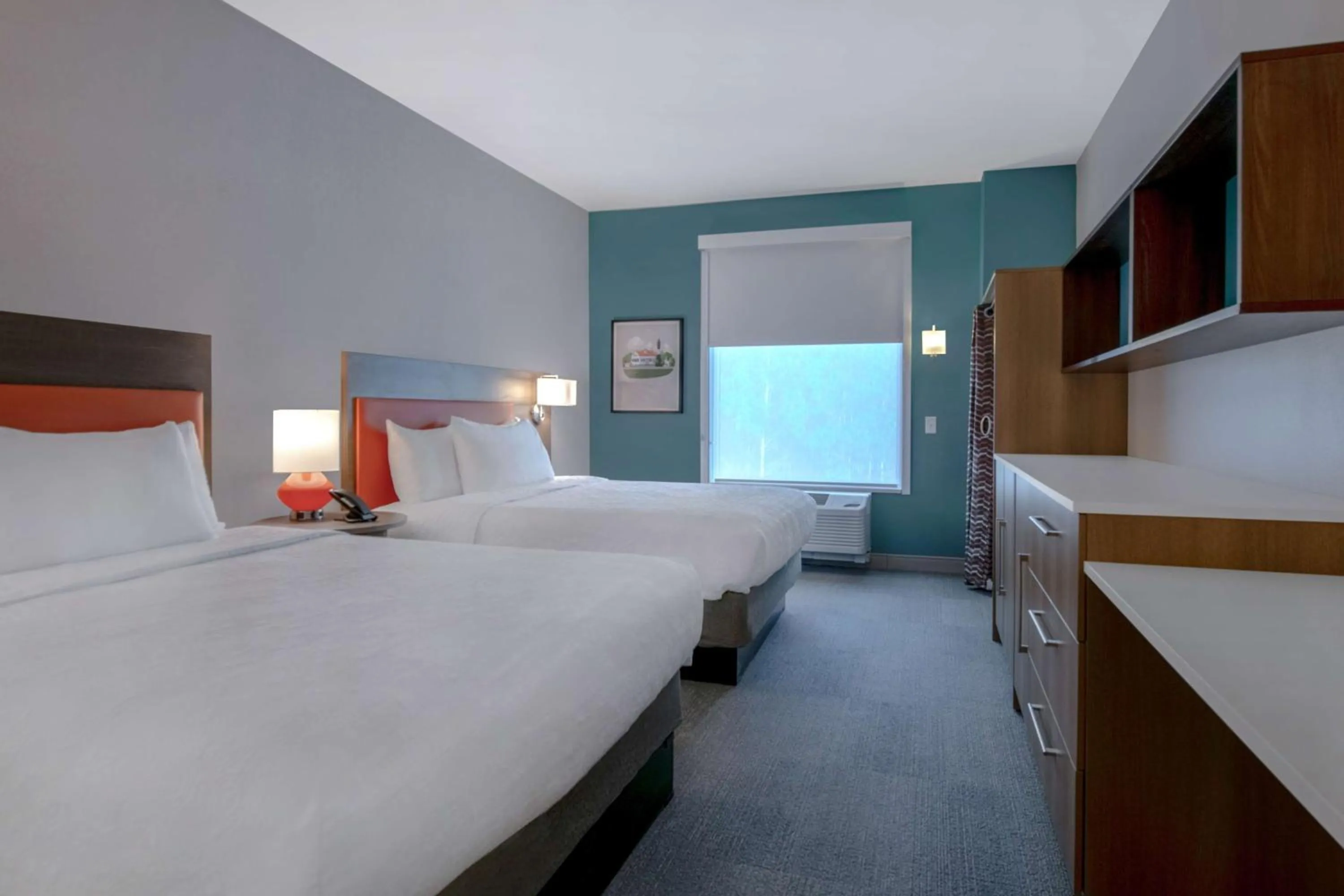 Bed in Home2 Suites By Hilton Savannah I95 North