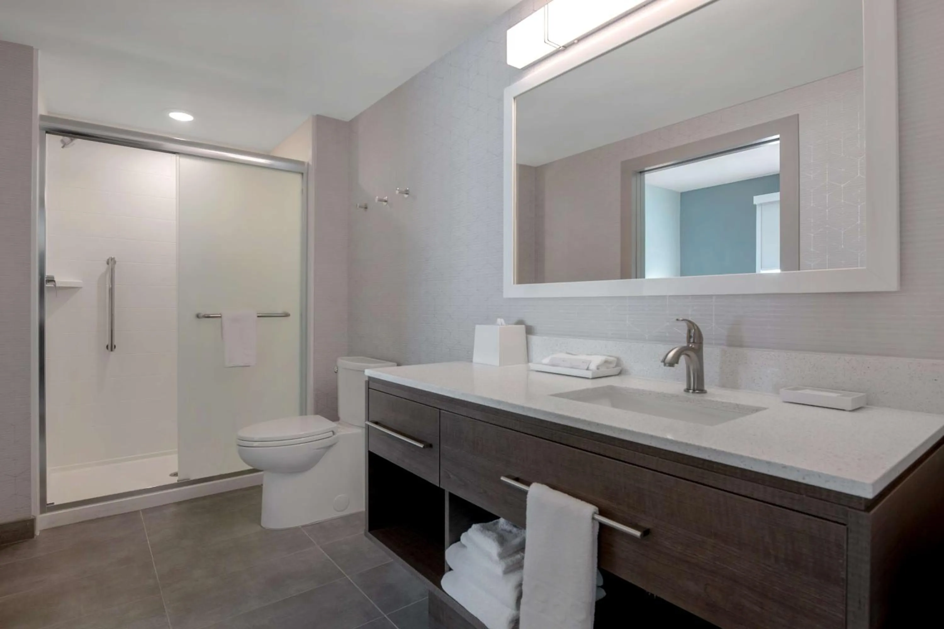 Bathroom in Home2 Suites By Hilton Savannah I95 North