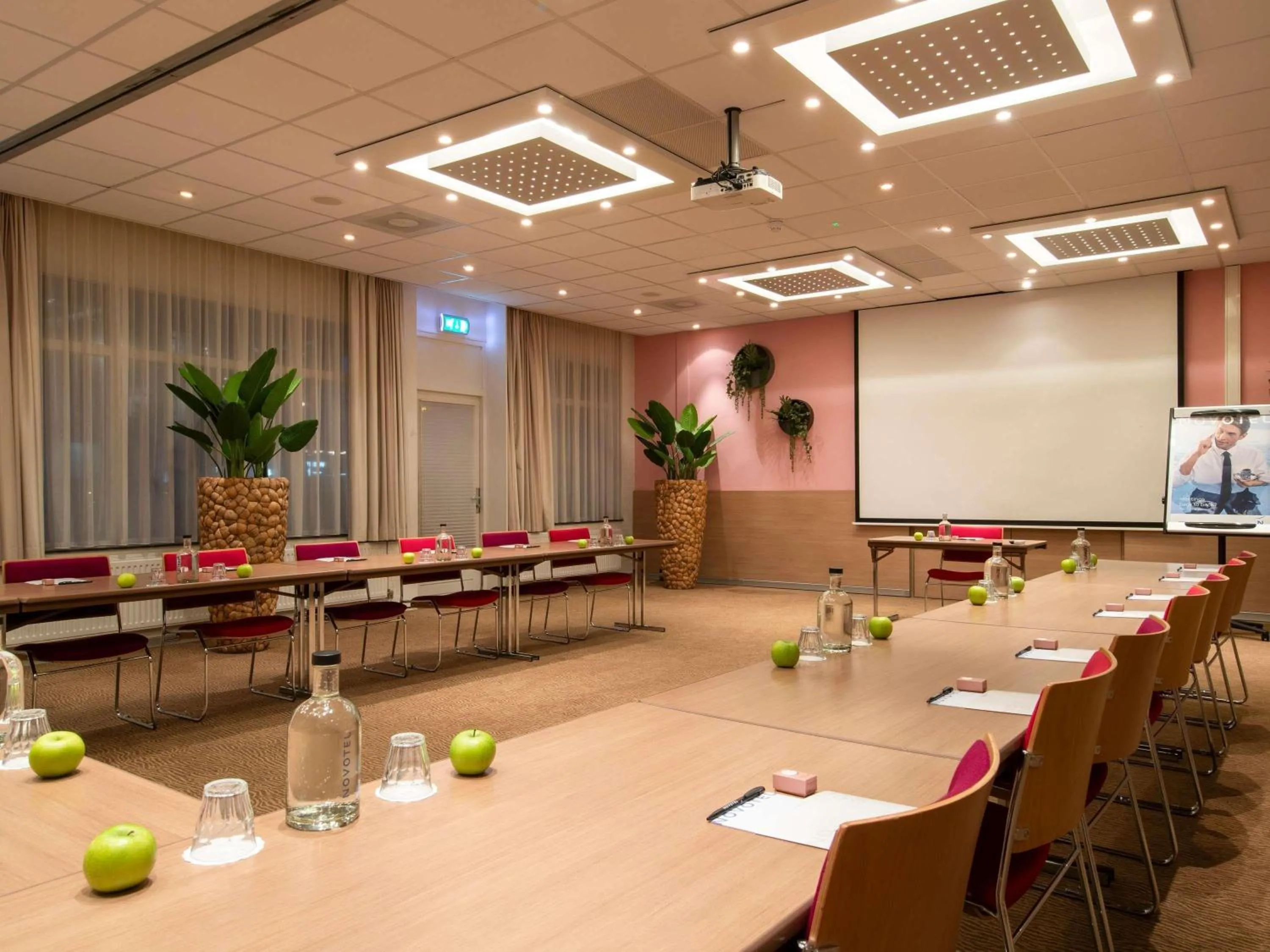 Meeting/conference room in Novotel Maastricht