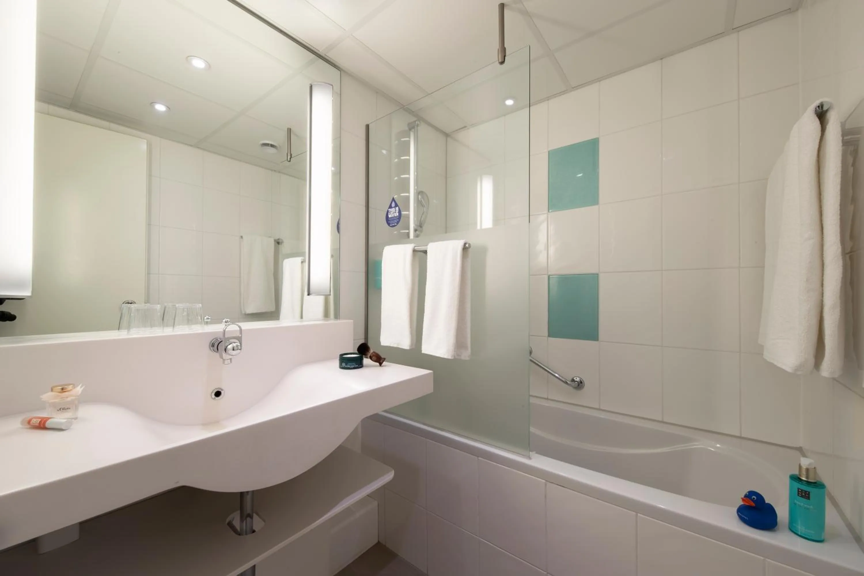 Bathroom in Novotel Maastricht