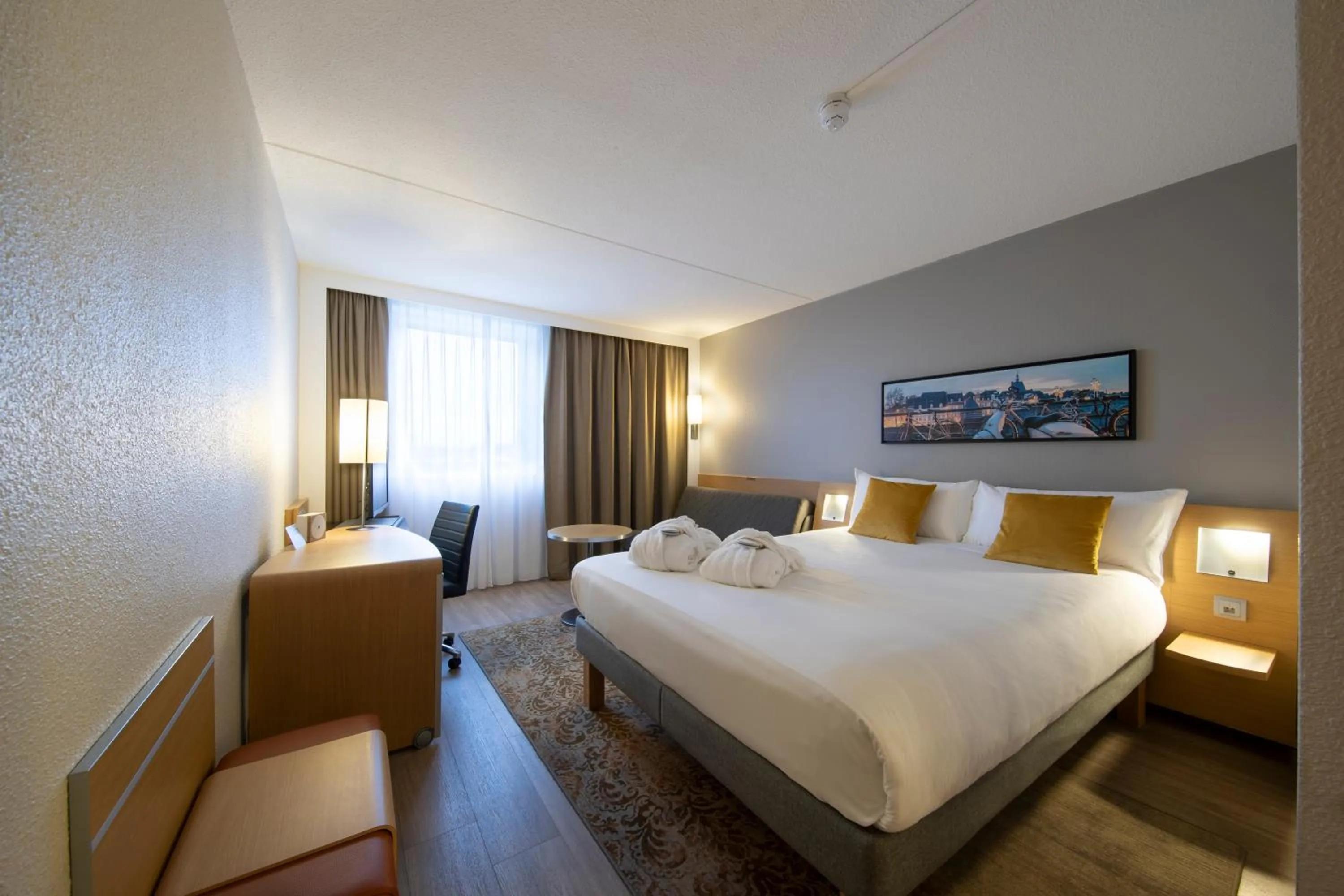 Bedroom, Bed in Novotel Maastricht