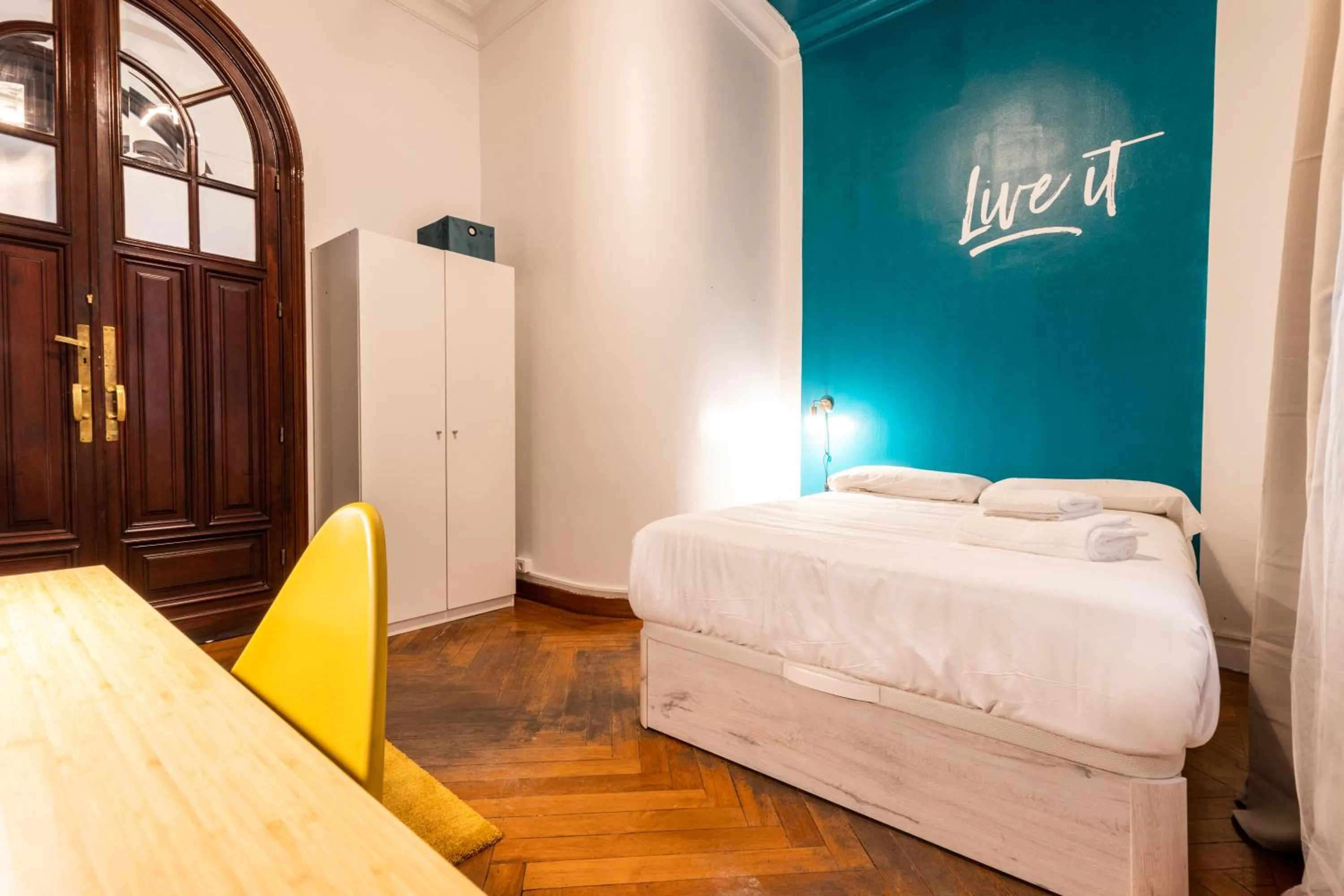 Bedroom, Bed in Live it Madrid Gran Vía