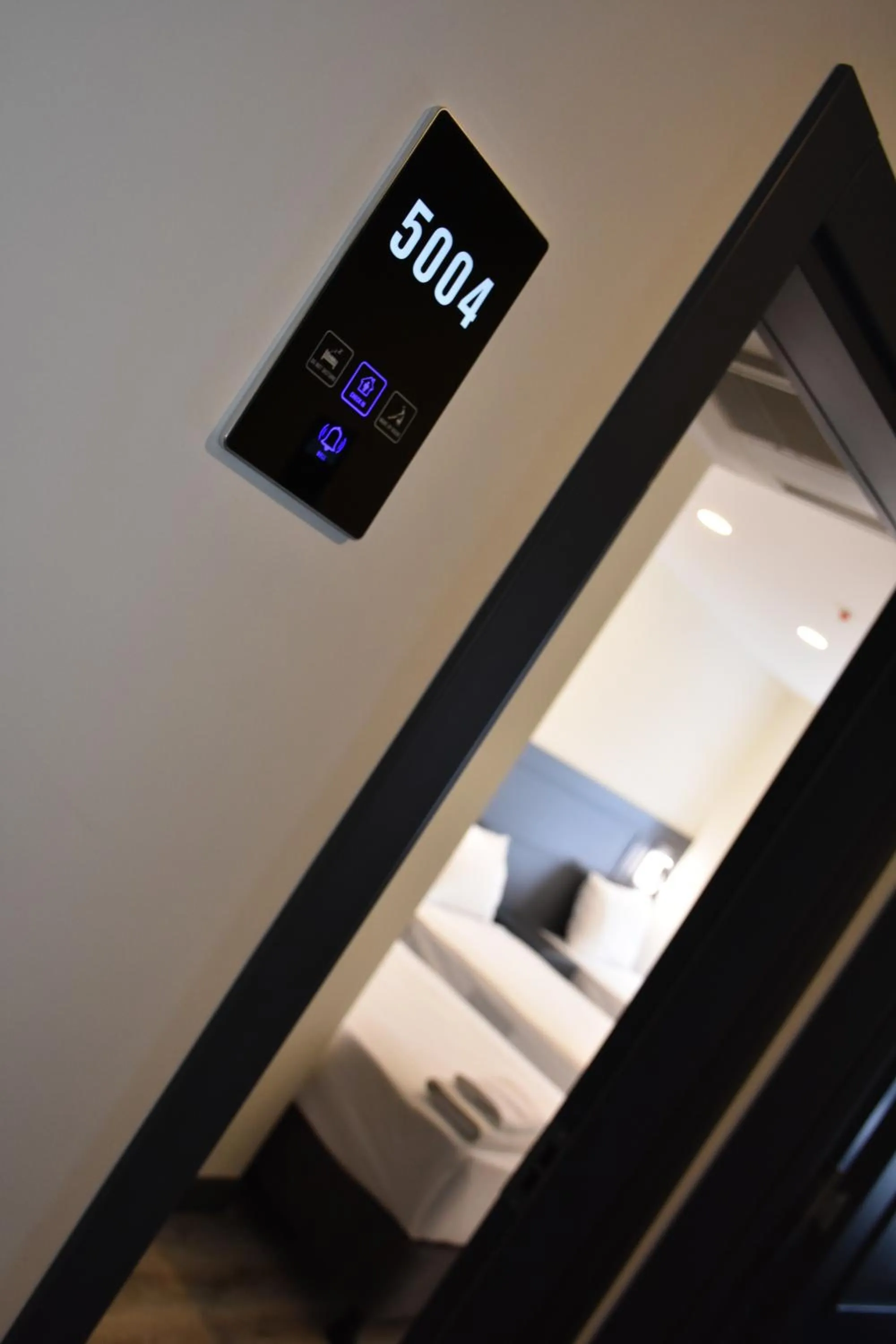 Property building, Bed in Shishly Palace Hotel