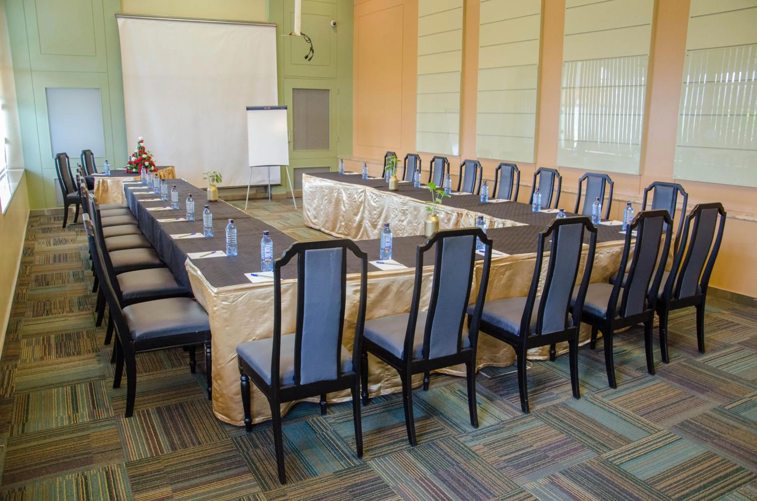 Business facilities in Best Western Plus Meridian Hotel