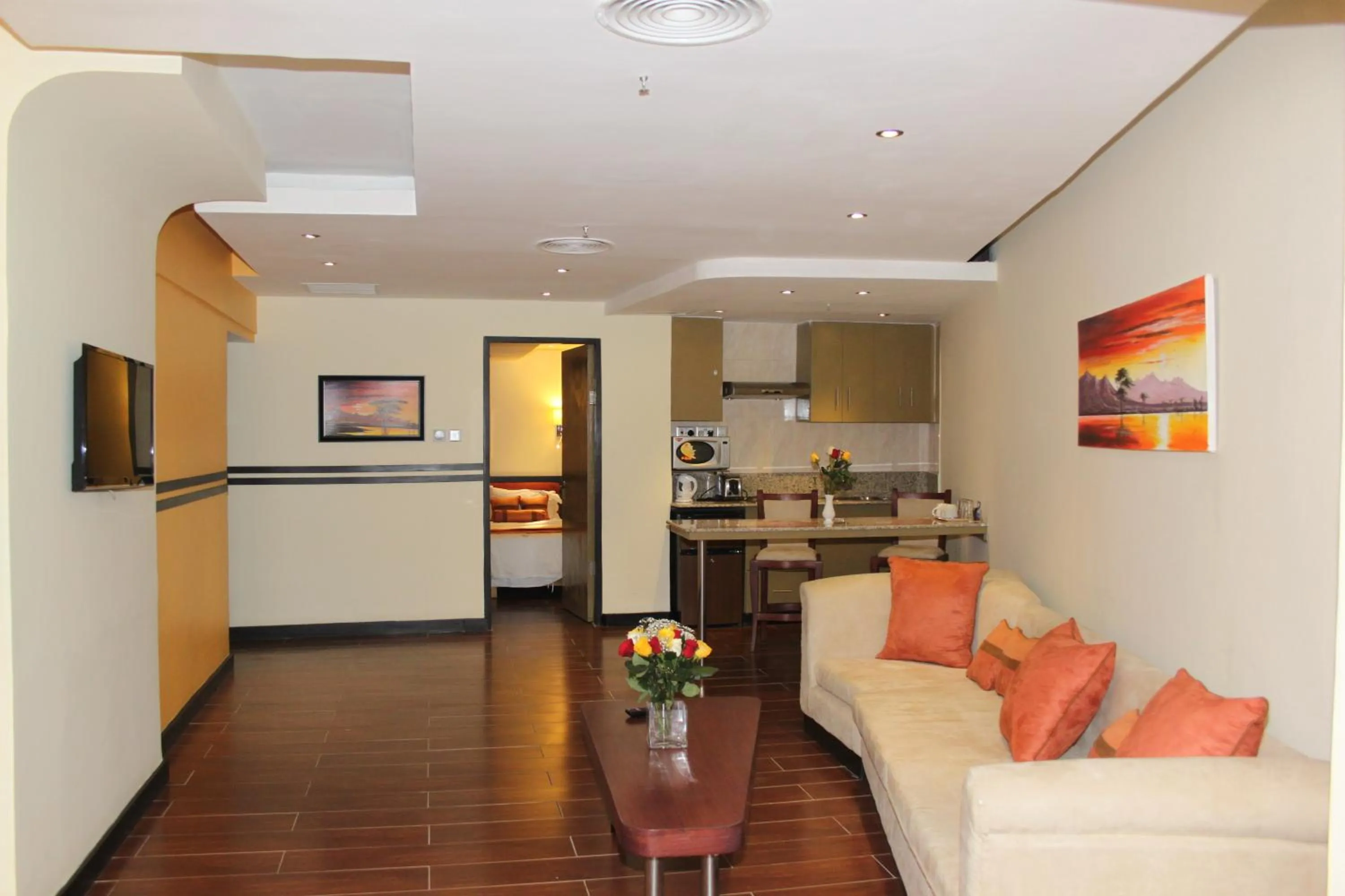 TV and multimedia in Best Western Plus Meridian Hotel