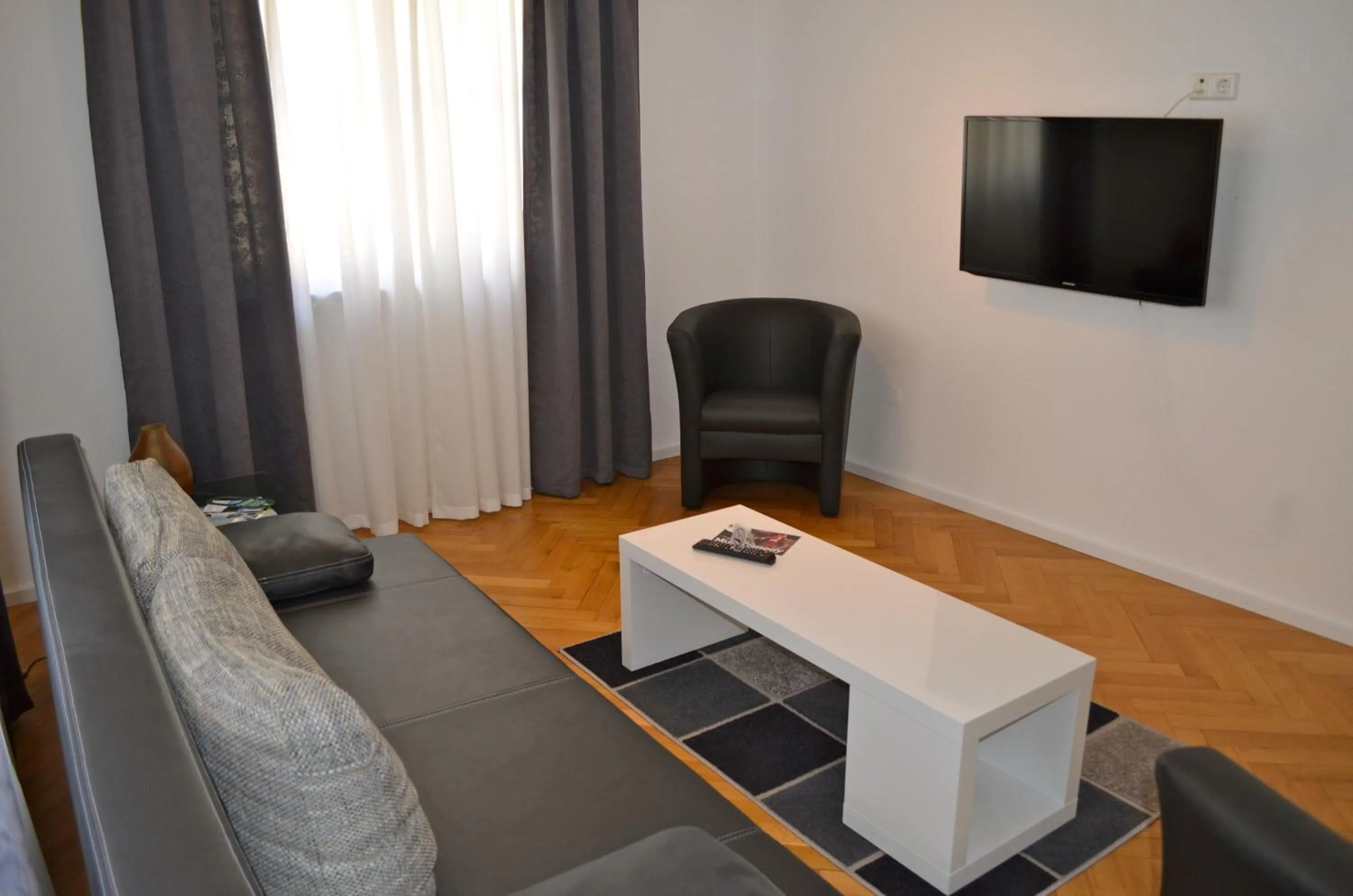 Living room in Prinz City Apartments