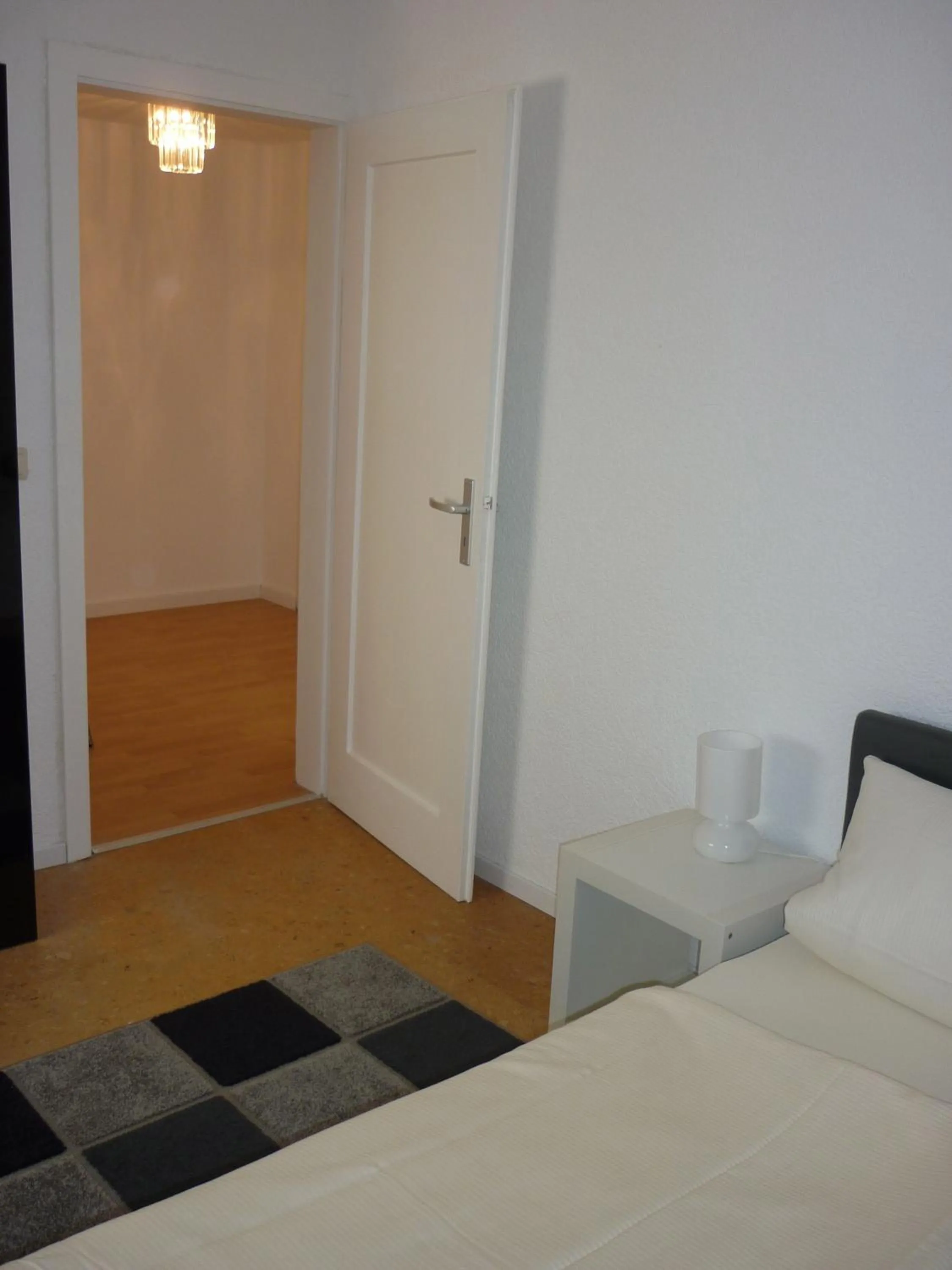 Bedroom, Bed in Prinz City Apartments