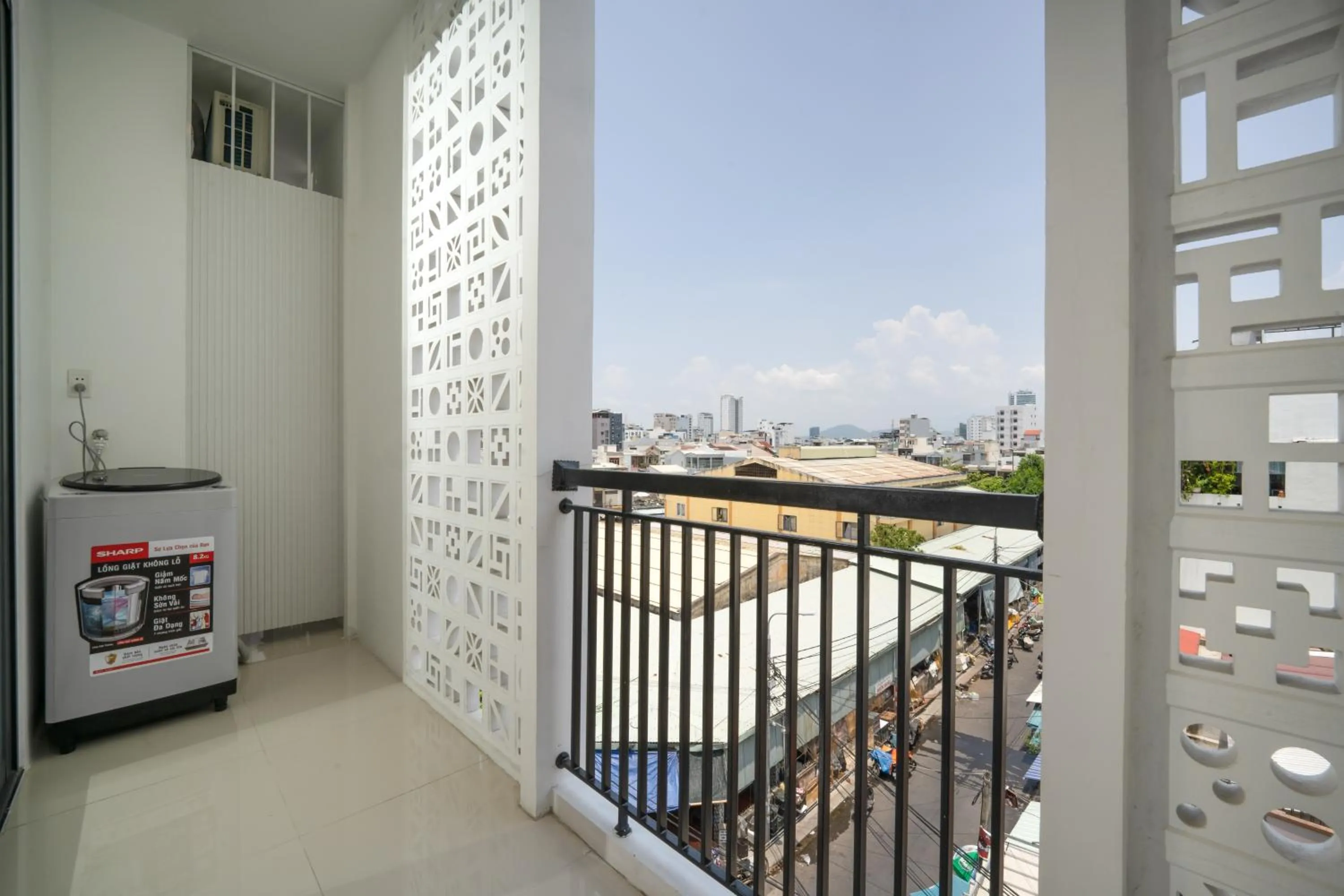 View (from property/room) in Carol Homestay & Apartment Đà Nẵng 4