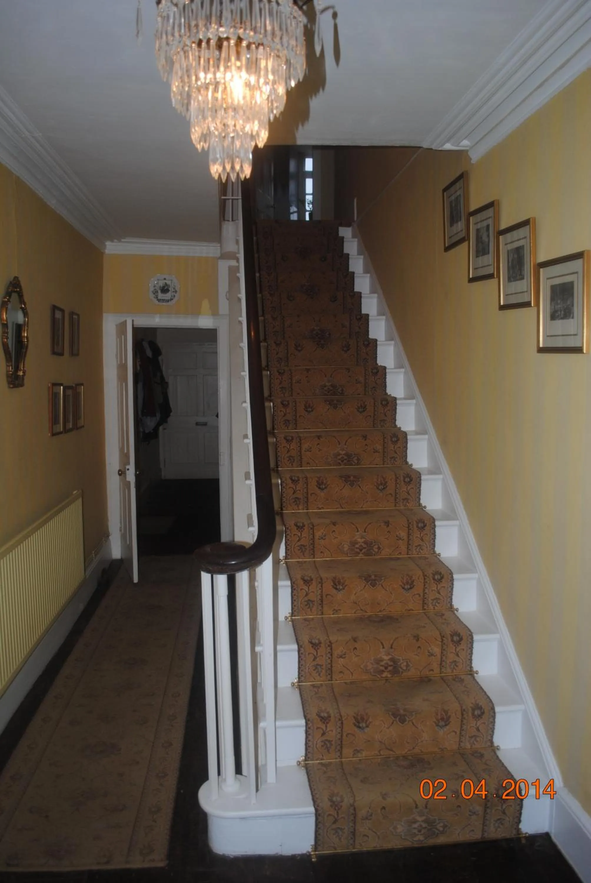 Facade/entrance in Elmfield