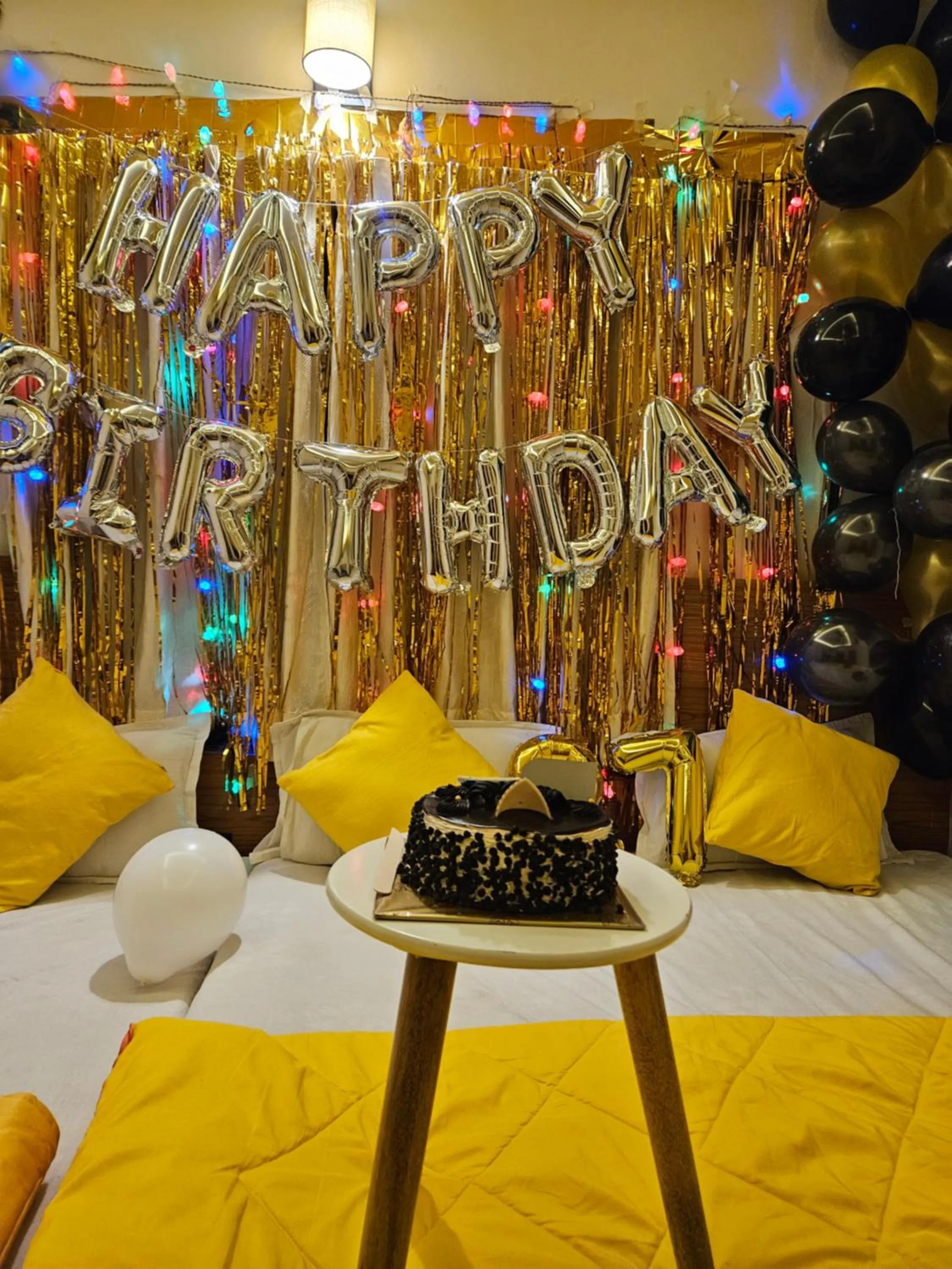 Bed in Hotel Sai Dakshina Inn & The Fern Restaurant