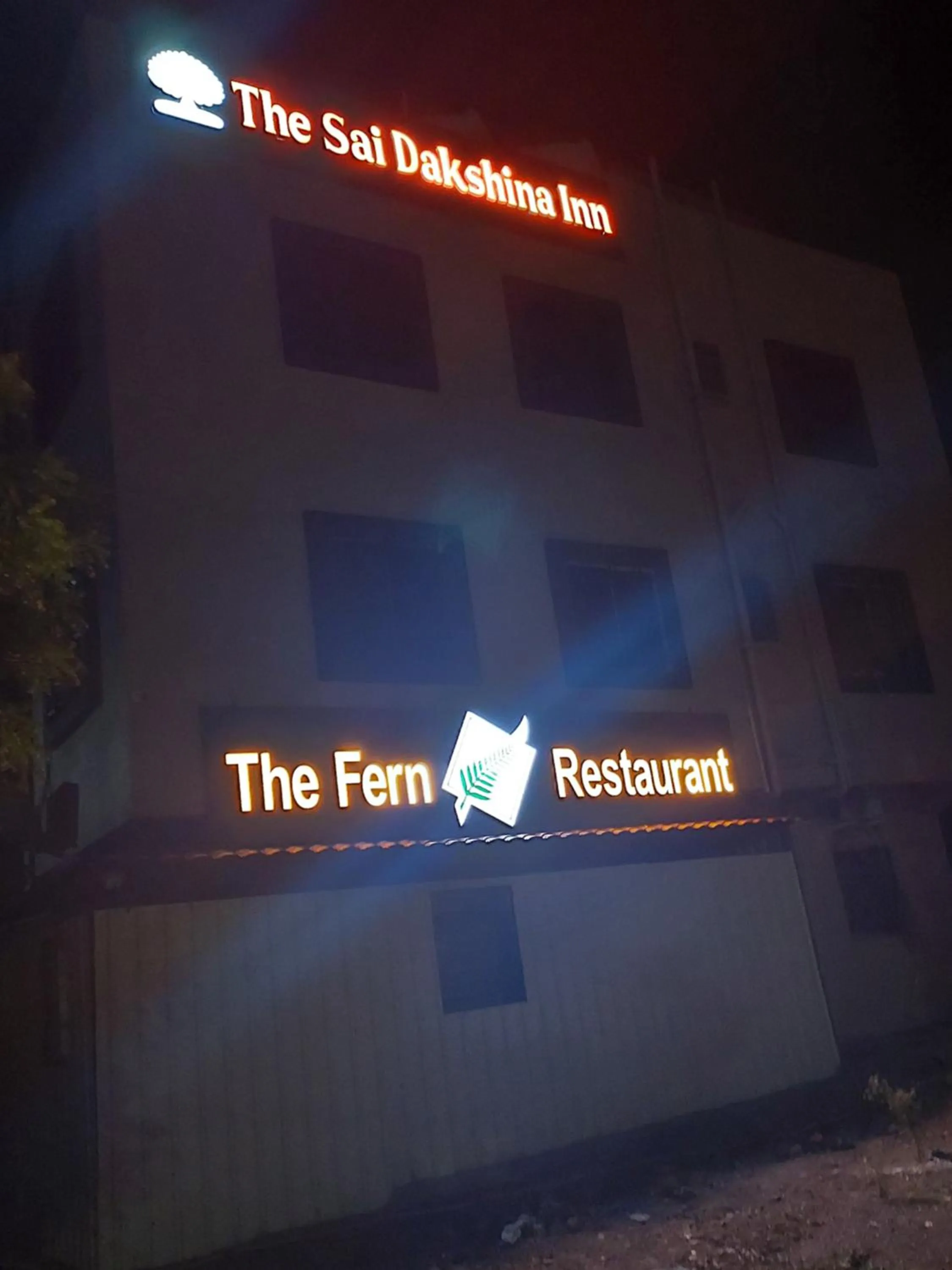 Hotel Sai Dakshina Inn & The Fern Restaurant