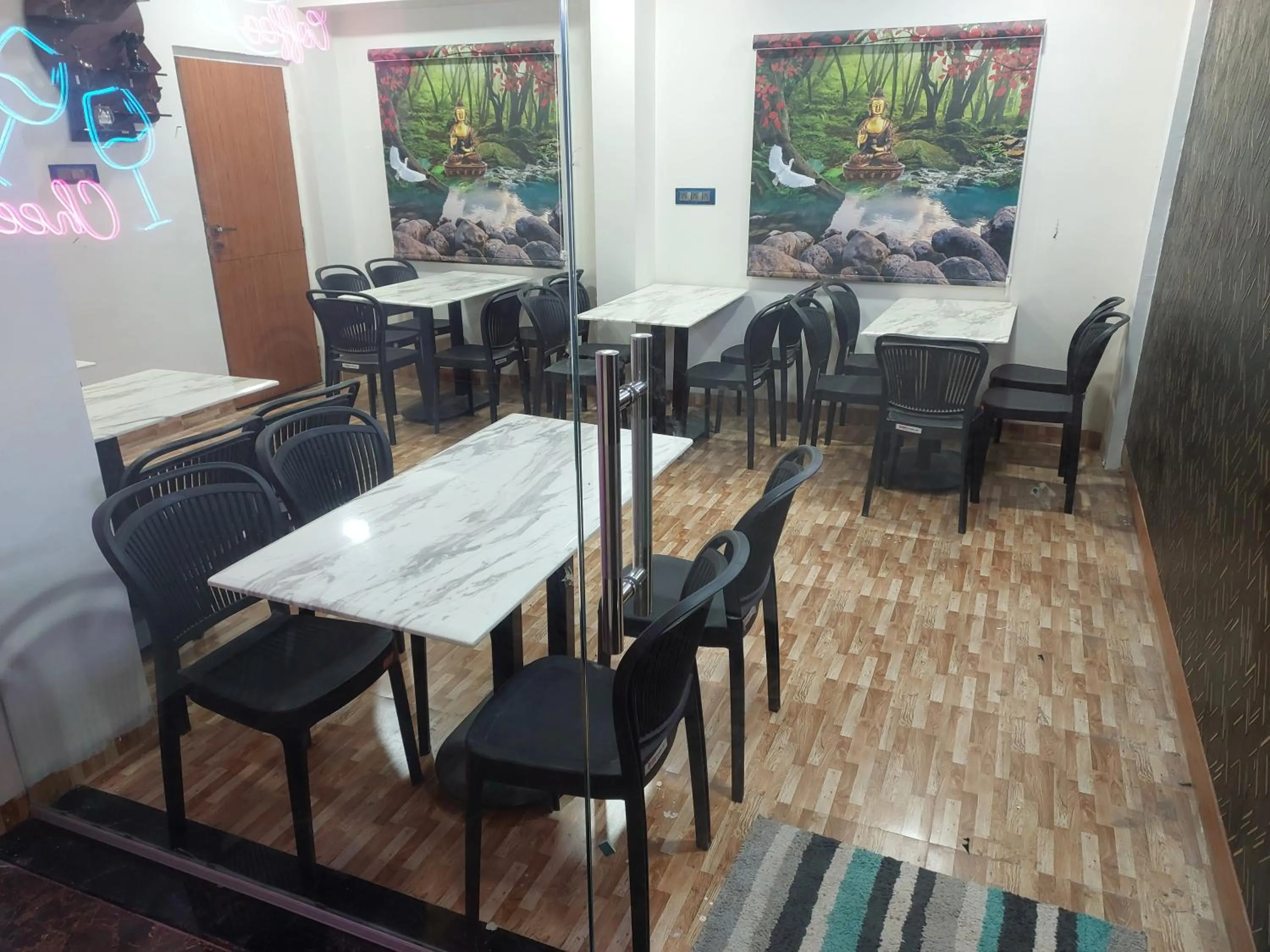 Restaurant/places to eat in Hotel Sai Dakshina Inn & The Fern Restaurant