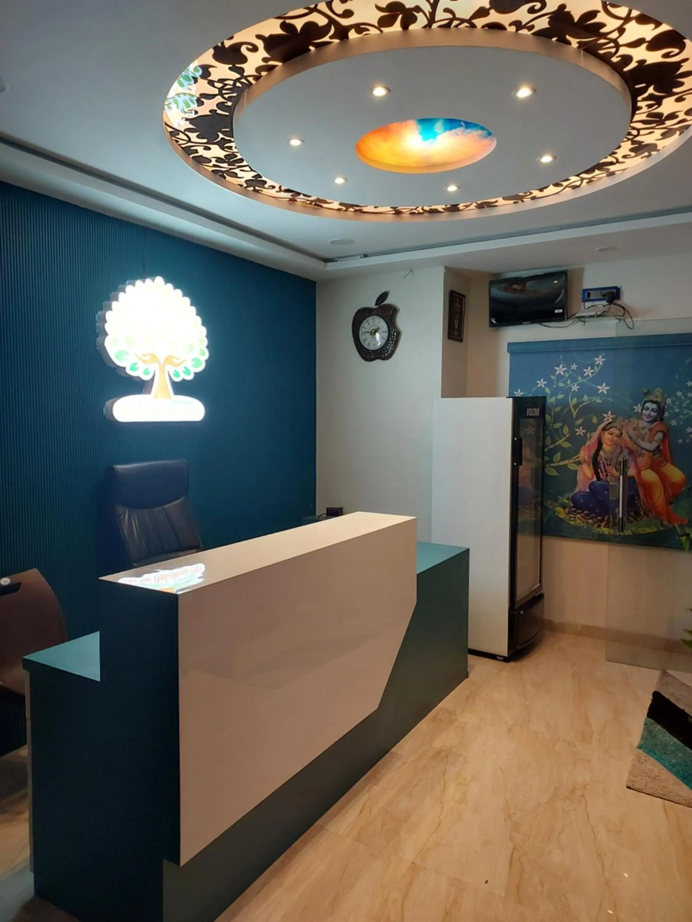 Lobby or reception in Hotel Sai Dakshina Inn & The Fern Restaurant