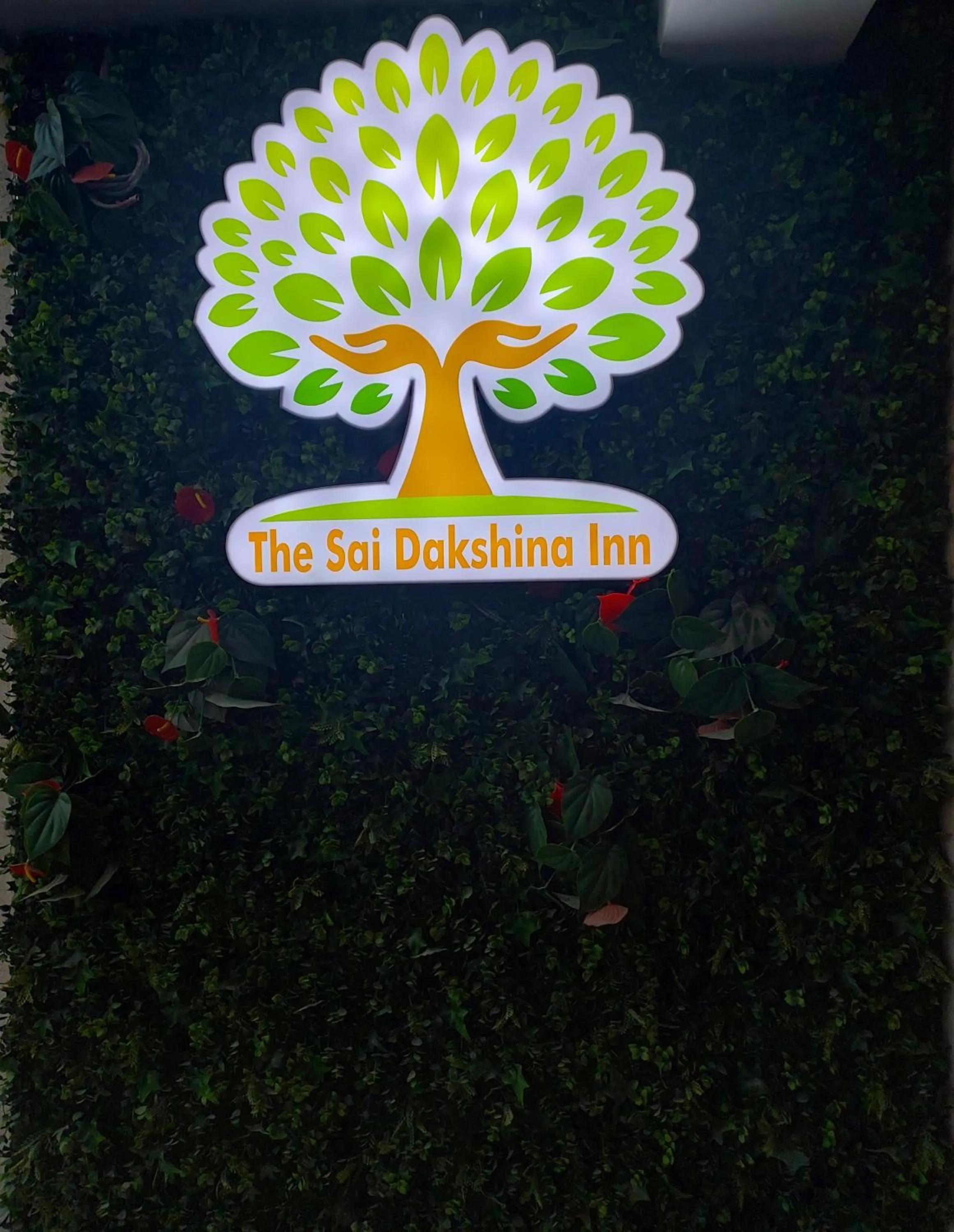 Hotel Sai Dakshina Inn & The Fern Restaurant