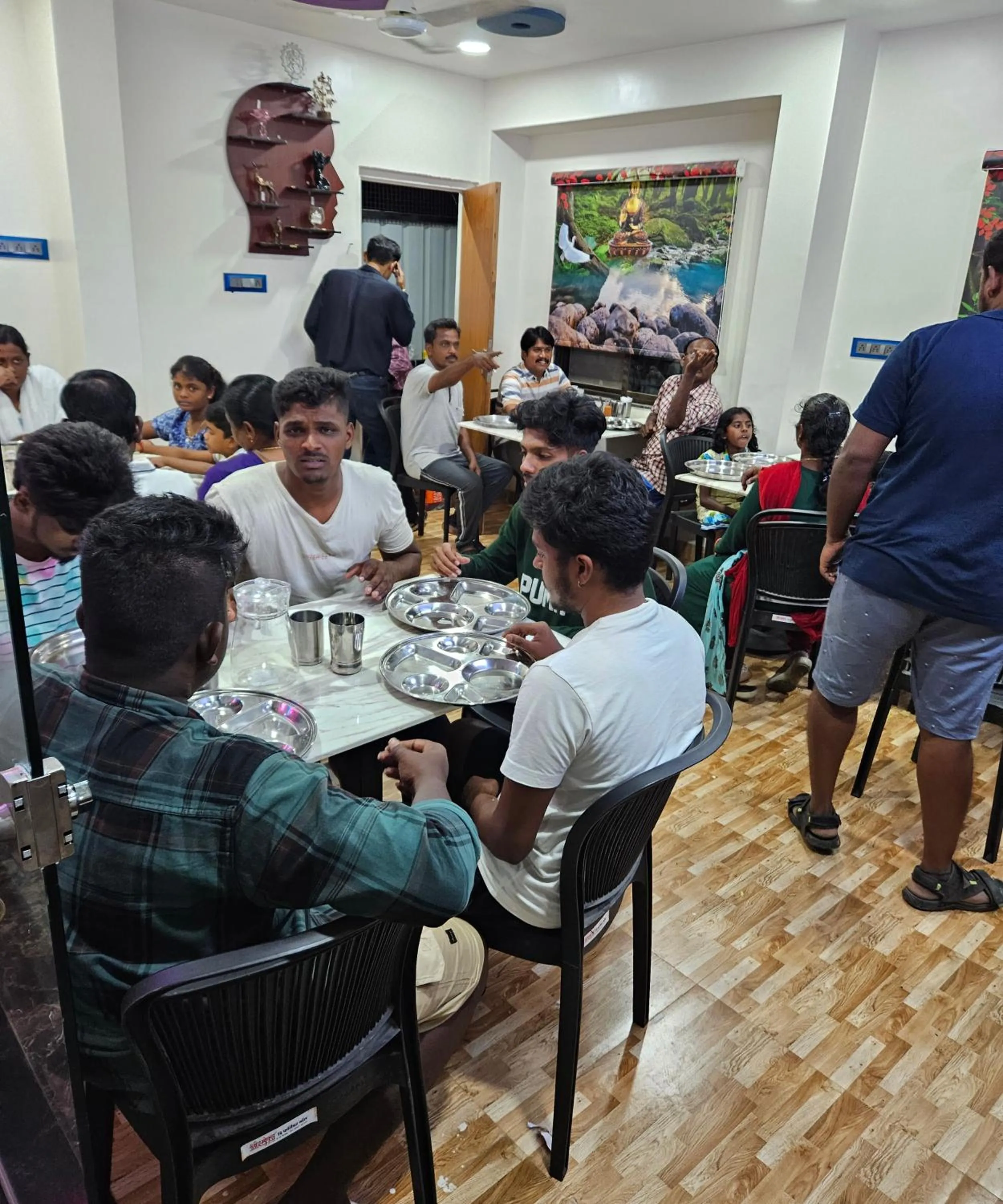 Restaurant/places to eat in Hotel Sai Dakshina Inn & The Fern Restaurant