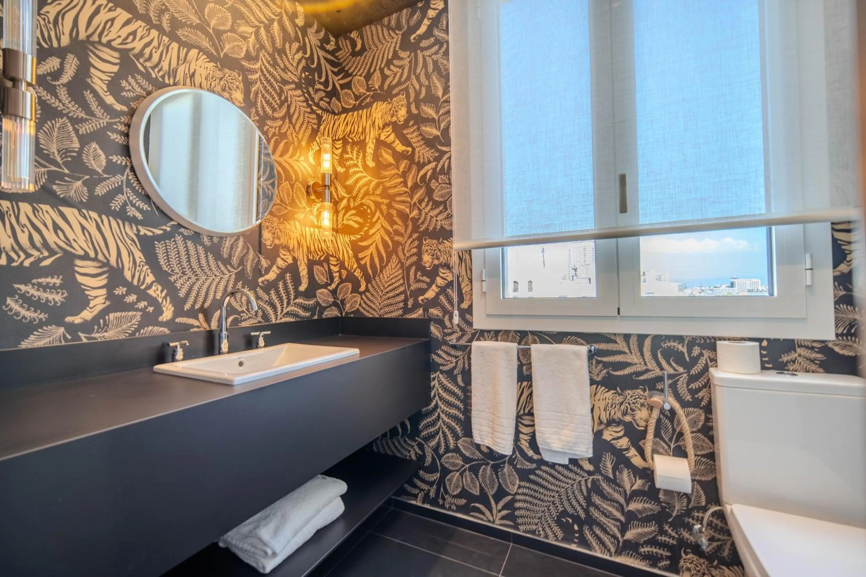 Bathroom in Apartamentos Soho Boutique Hoy No Me Puedo Levantar