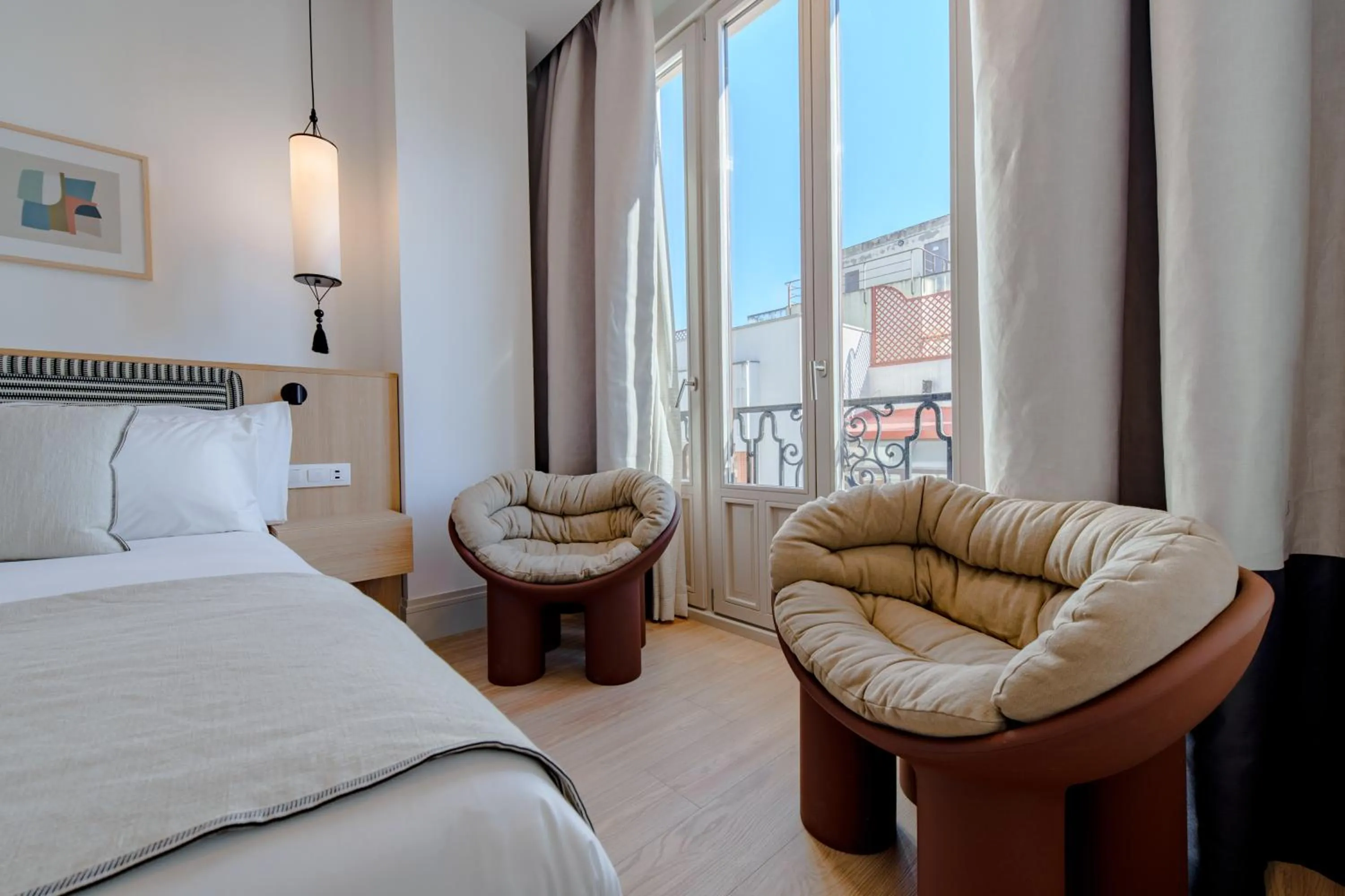 Bedroom, Bed in Apartamentos Soho Boutique Hoy No Me Puedo Levantar