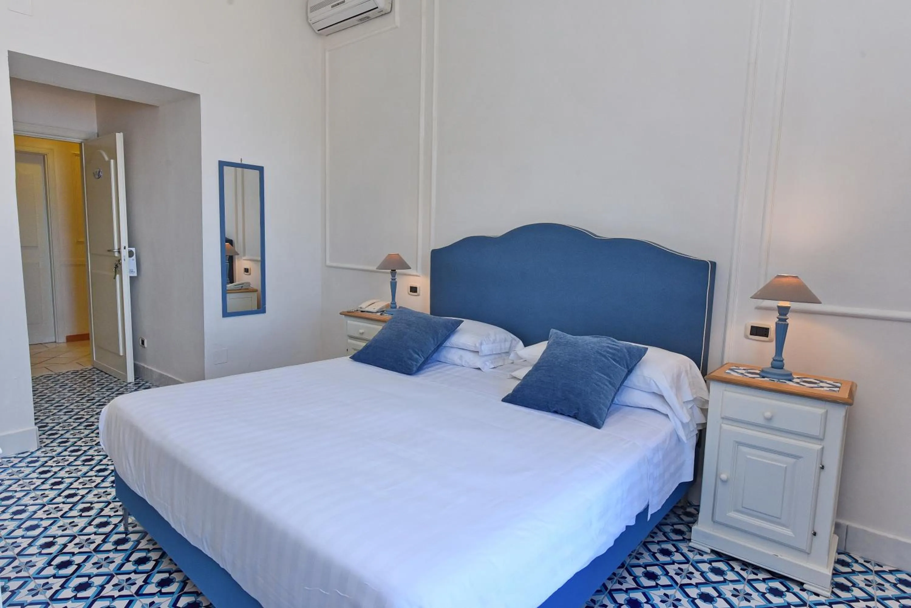 Bed in Hotel Garden Riviera