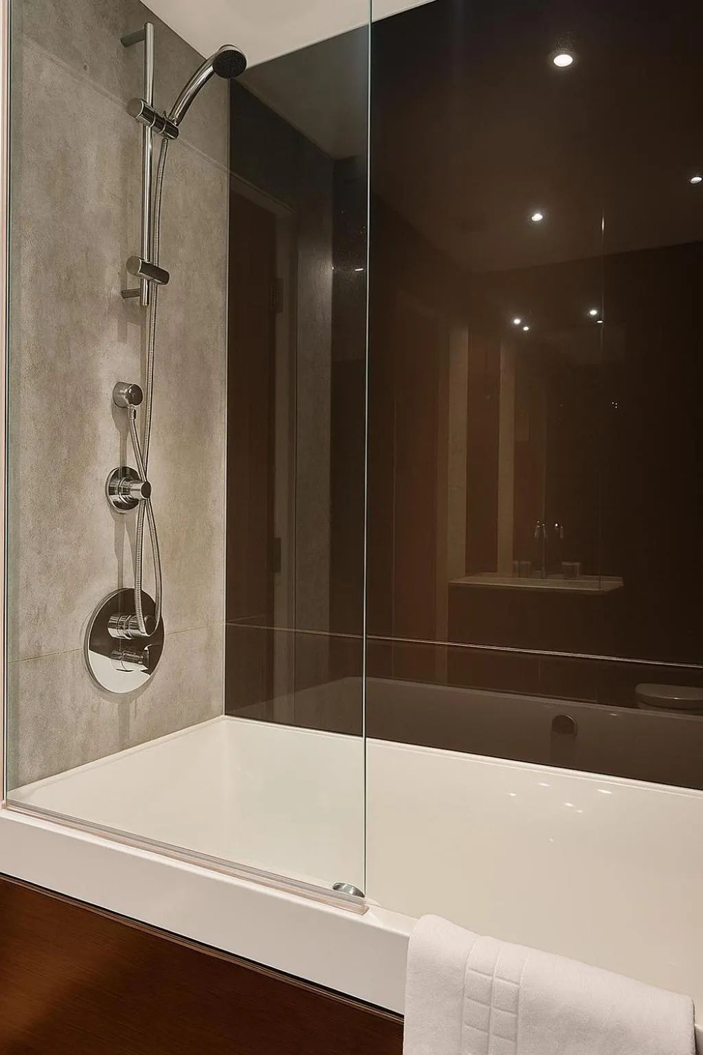 Bathroom in Still Life - Vauxhall