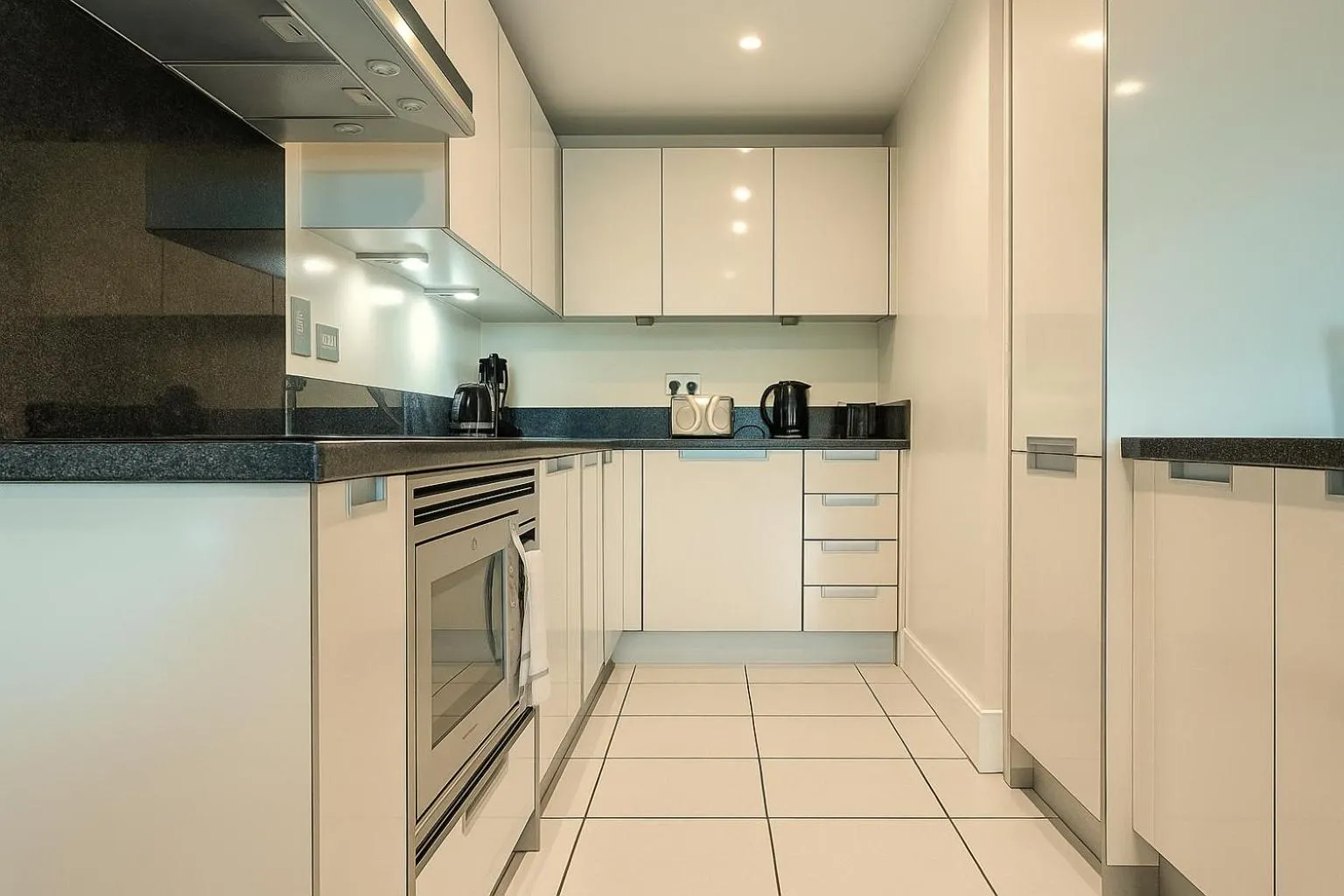 Kitchen or kitchenette in Still Life - Vauxhall