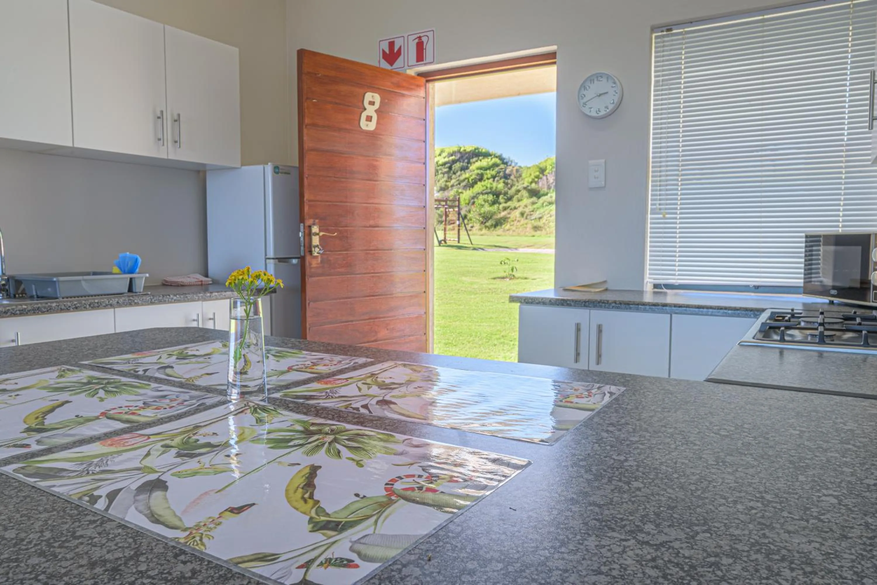 Kitchen or kitchenette in Fynbos Golf and Country Estate