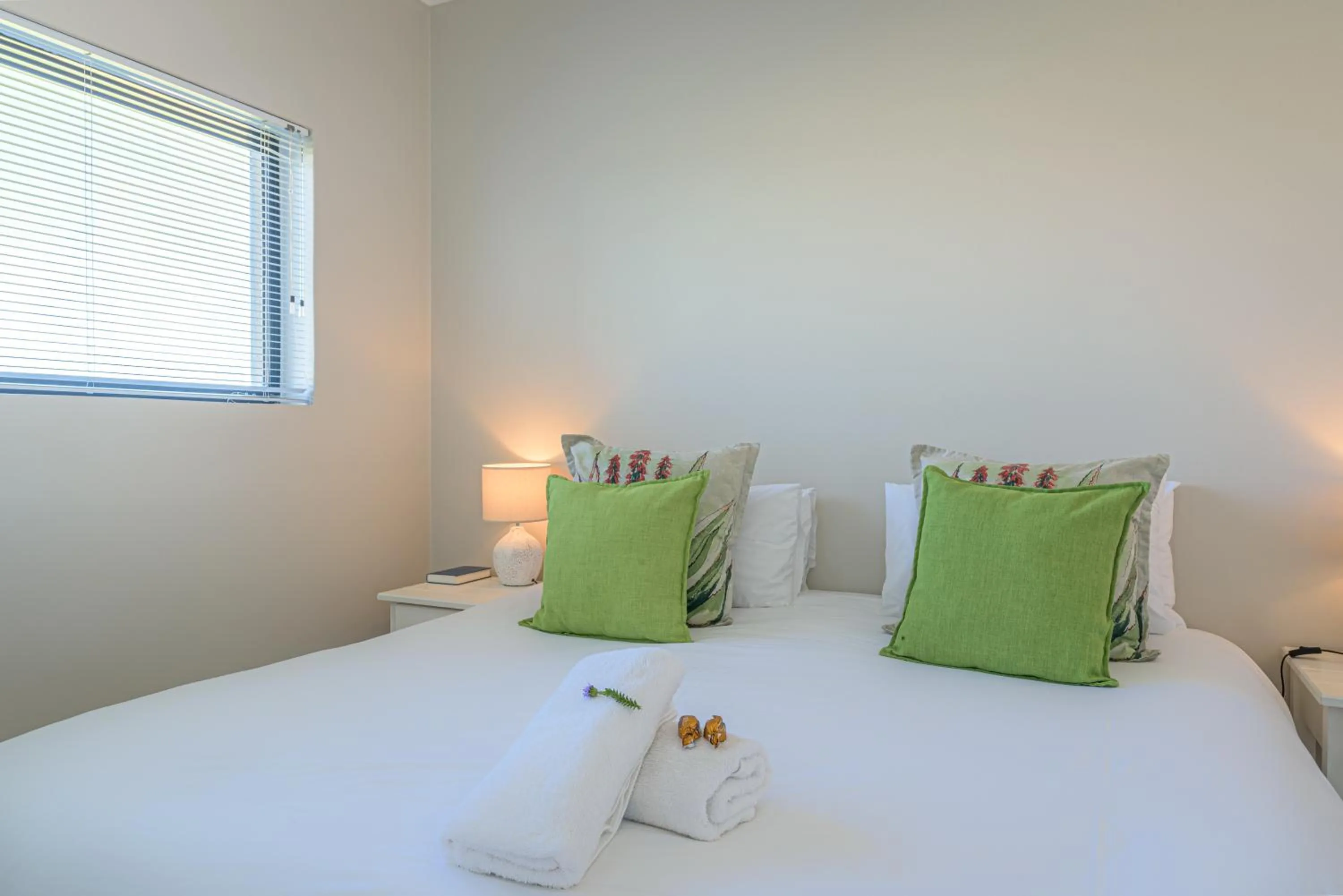 Bedroom, Bed in Fynbos Golf and Country Estate