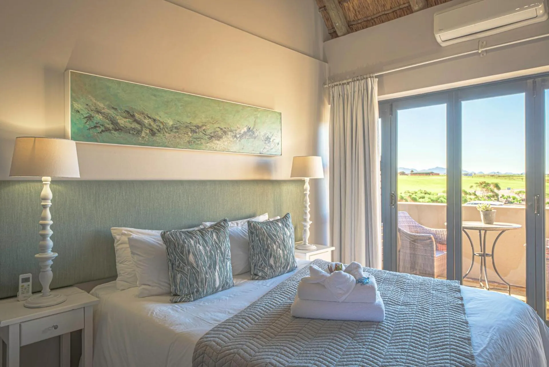 Bedroom, Bed in Fynbos Golf and Country Estate