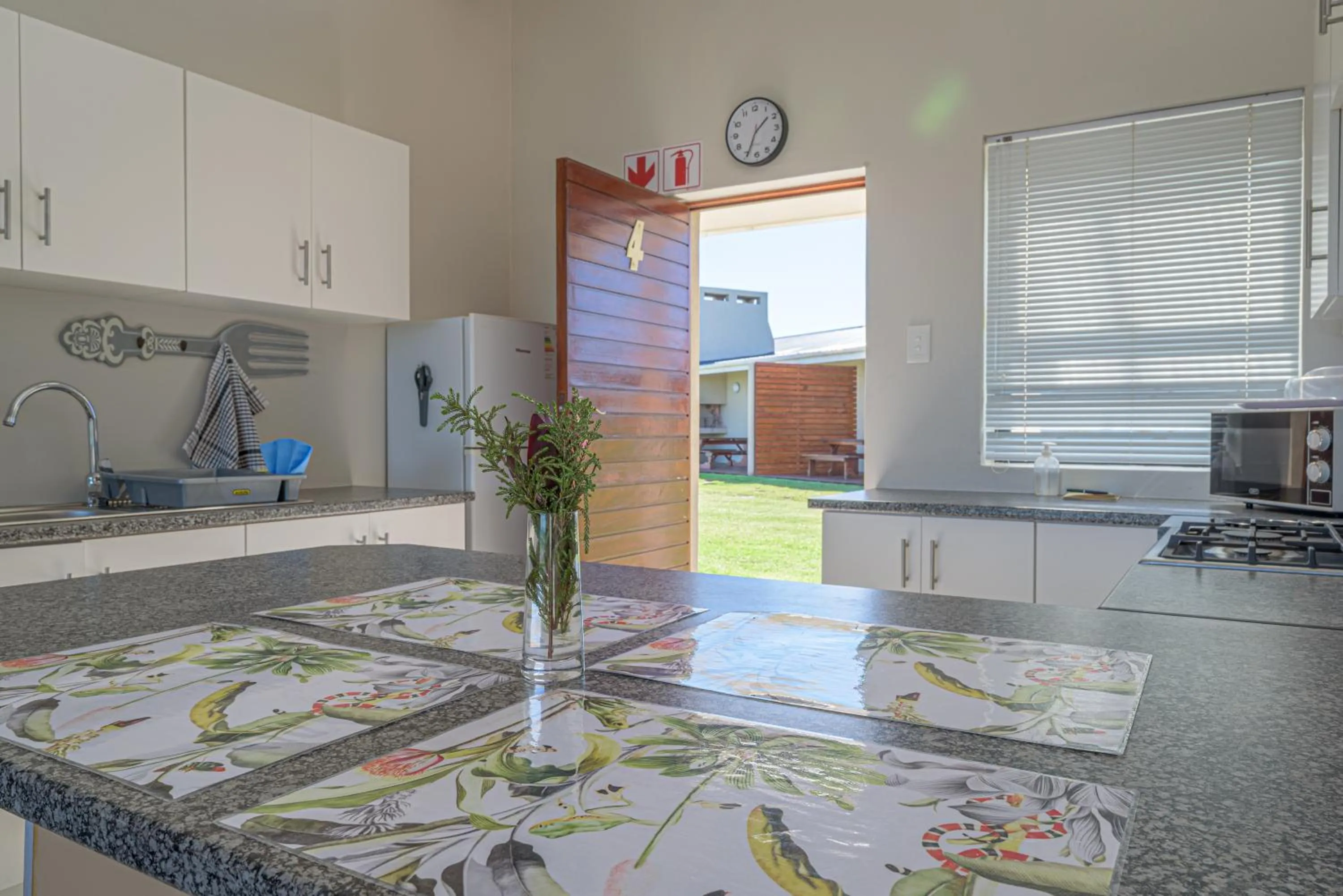 Kitchen or kitchenette in Fynbos Golf and Country Estate