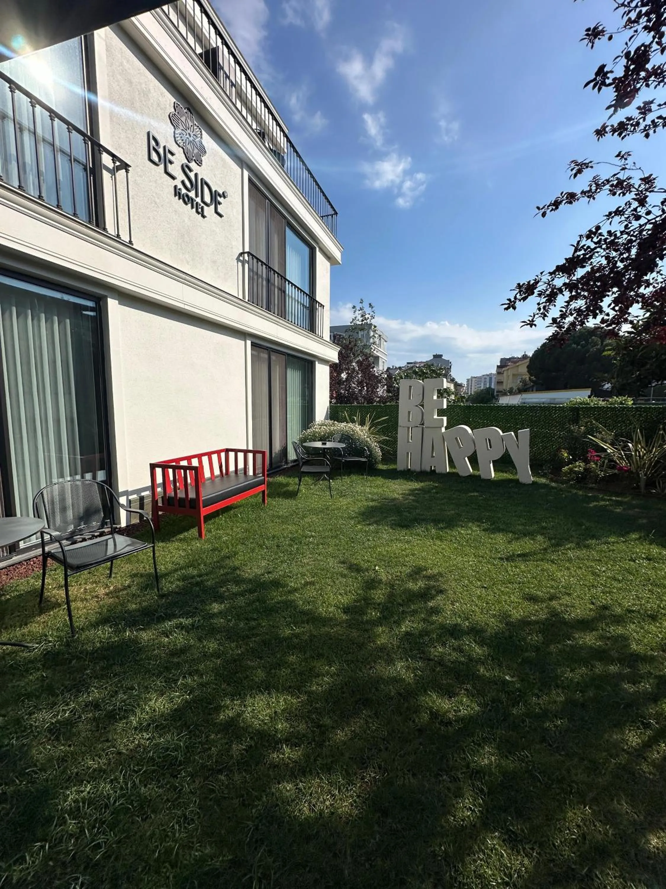 Garden in Be Side Hotel