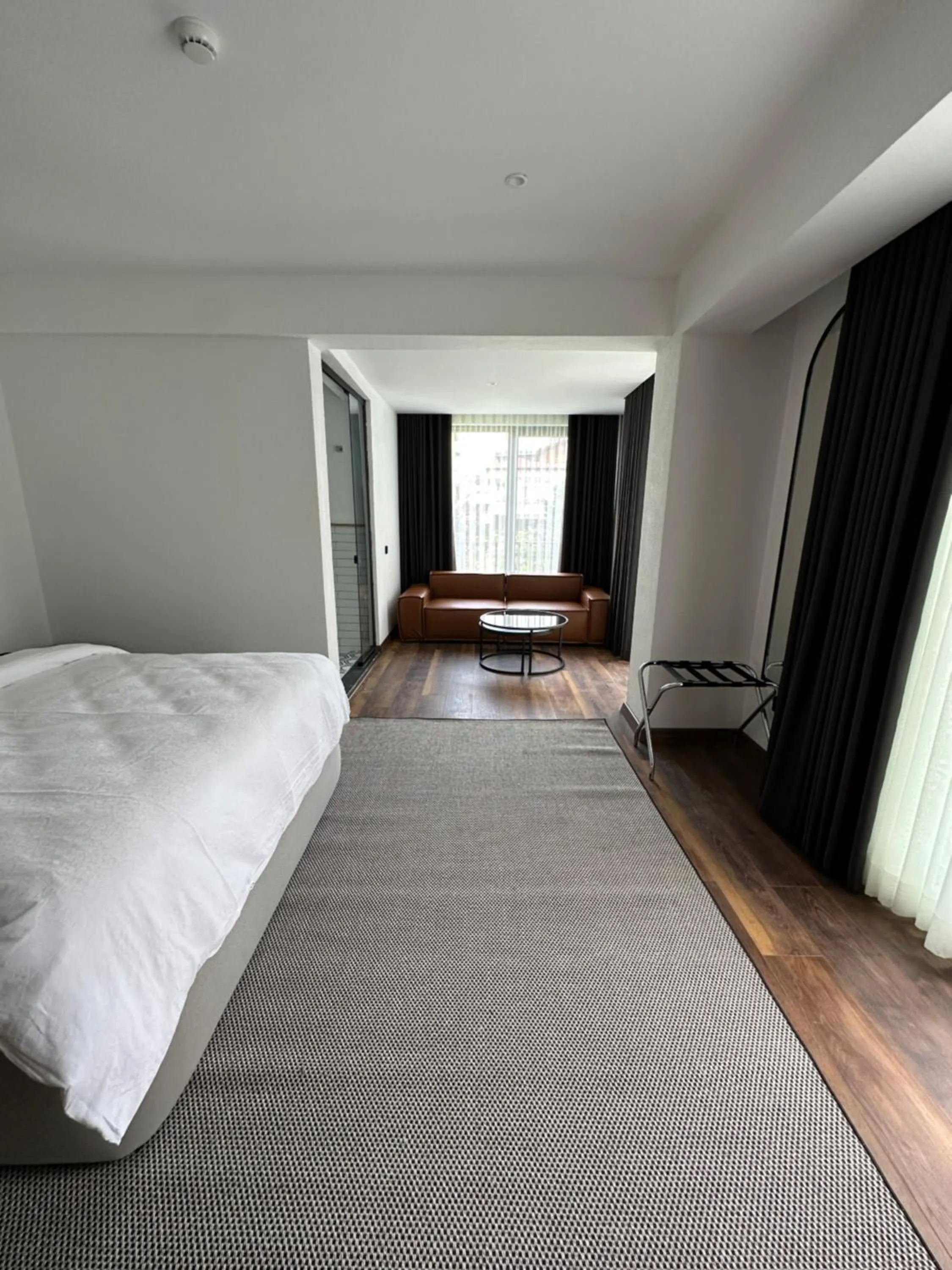 Photo of the whole room, Bed in Be Side Hotel