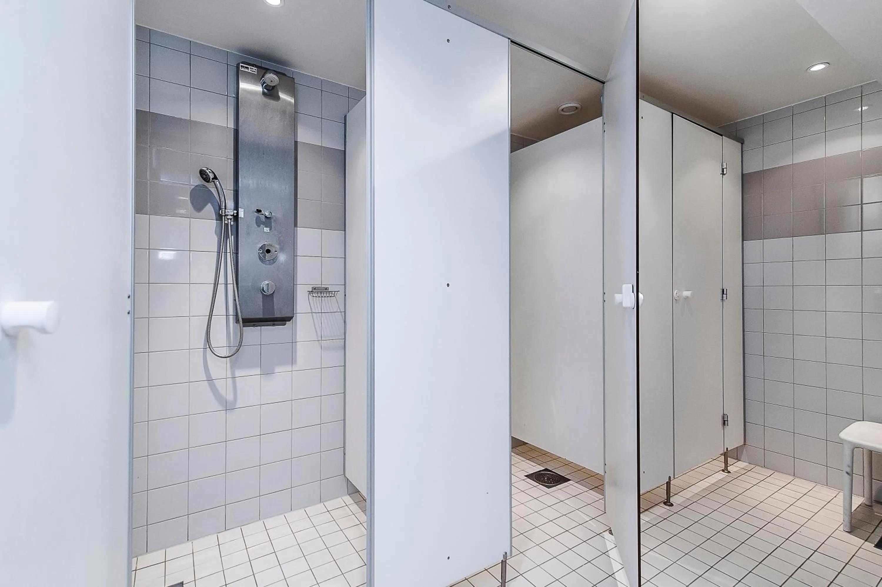 Toilet in City Hostel