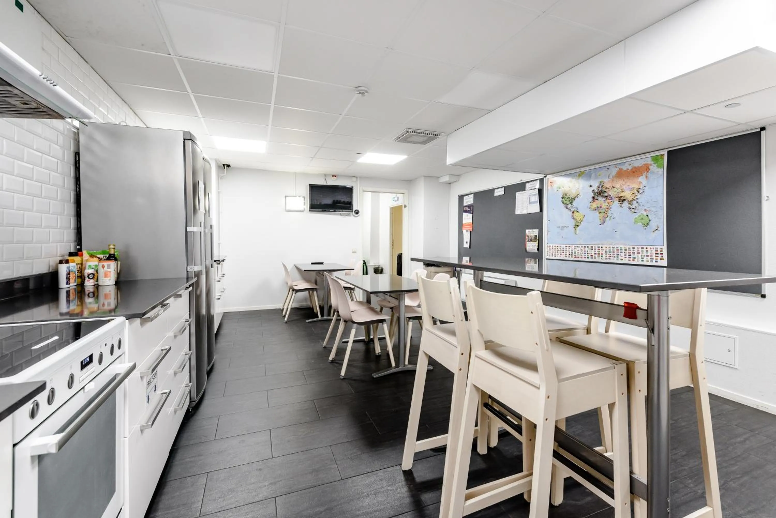 Kitchen or kitchenette in City Hostel