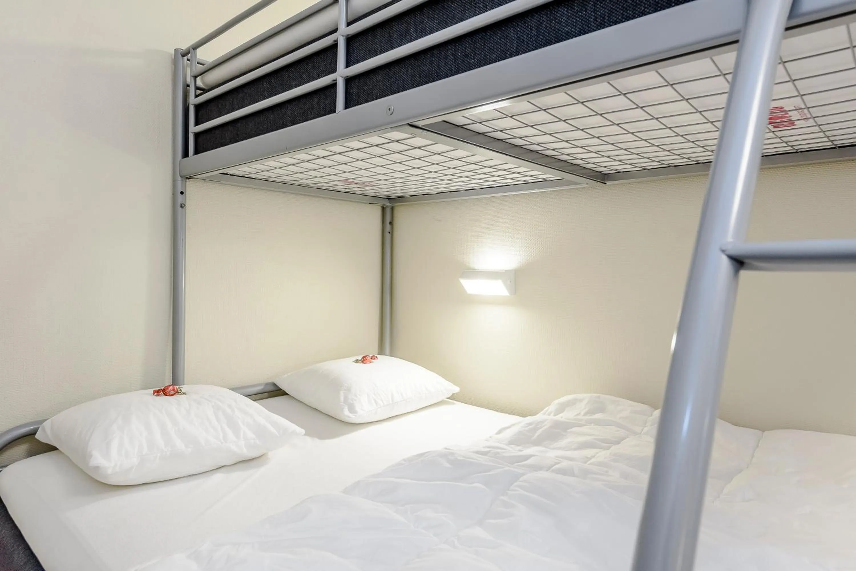 Bedroom, Bed in City Hostel