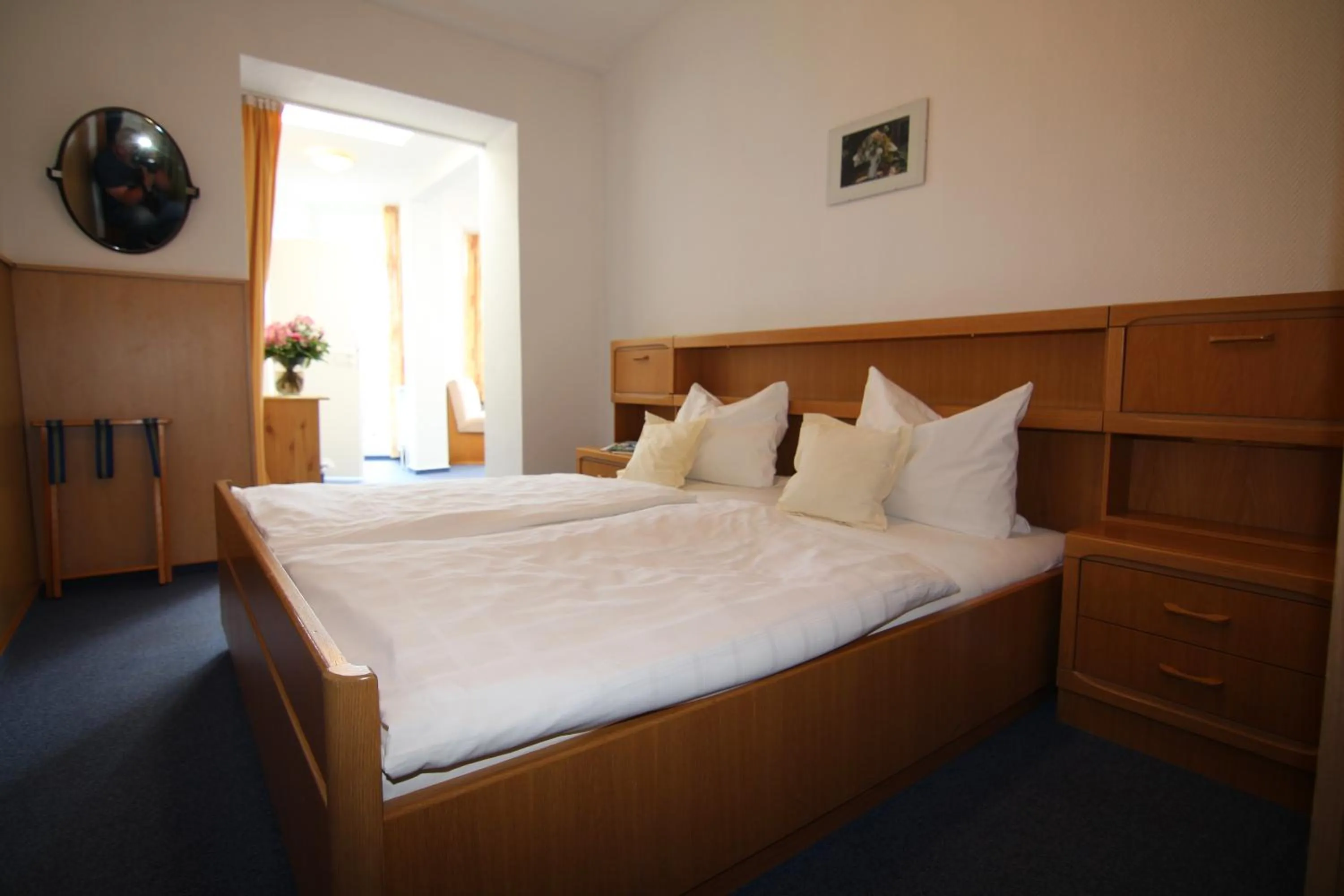 Bedroom, Bed in Hotel Zur schönen Aussicht