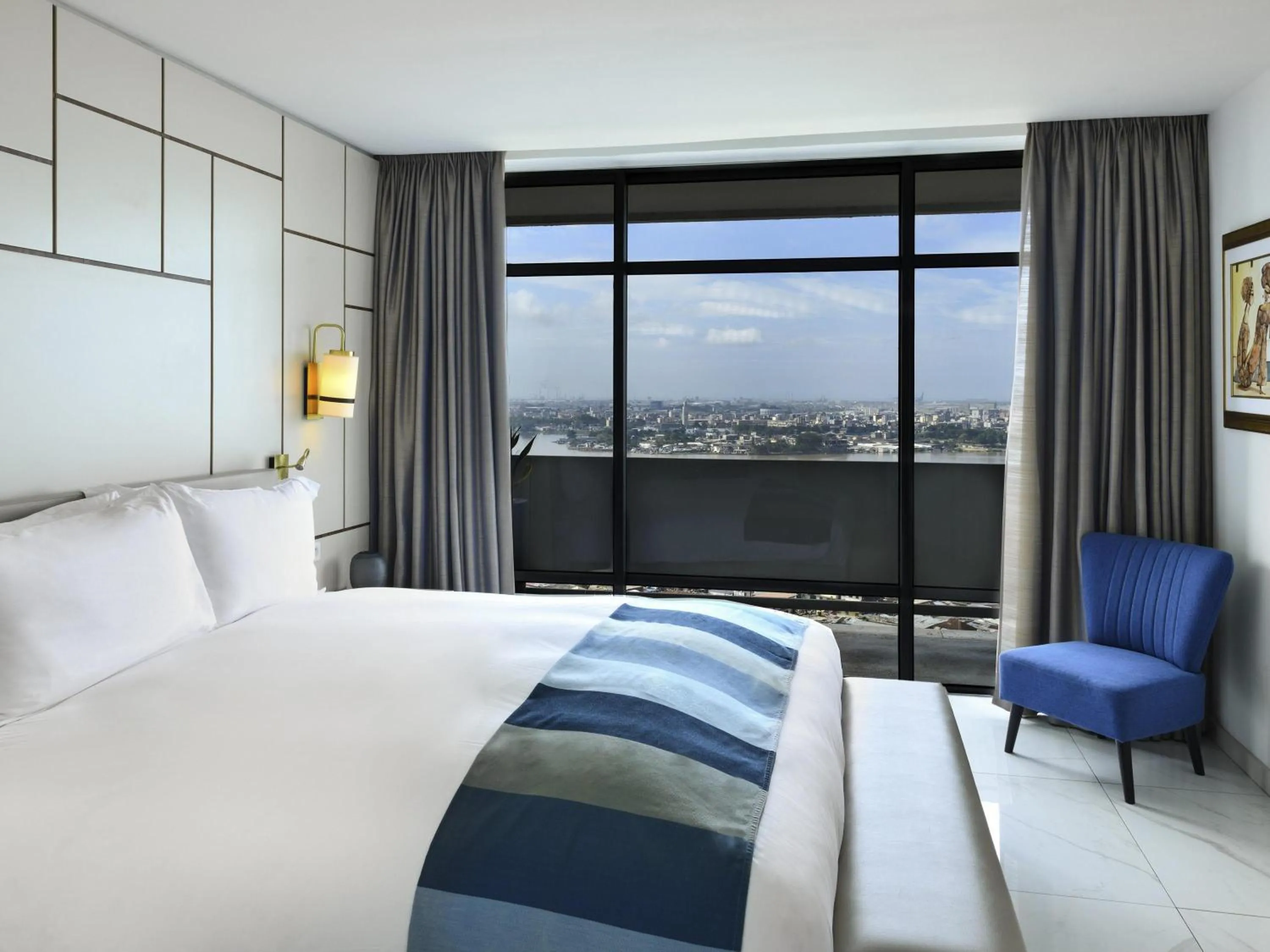 Bedroom, Bed in Sofitel Abidjan Hotel Ivoire