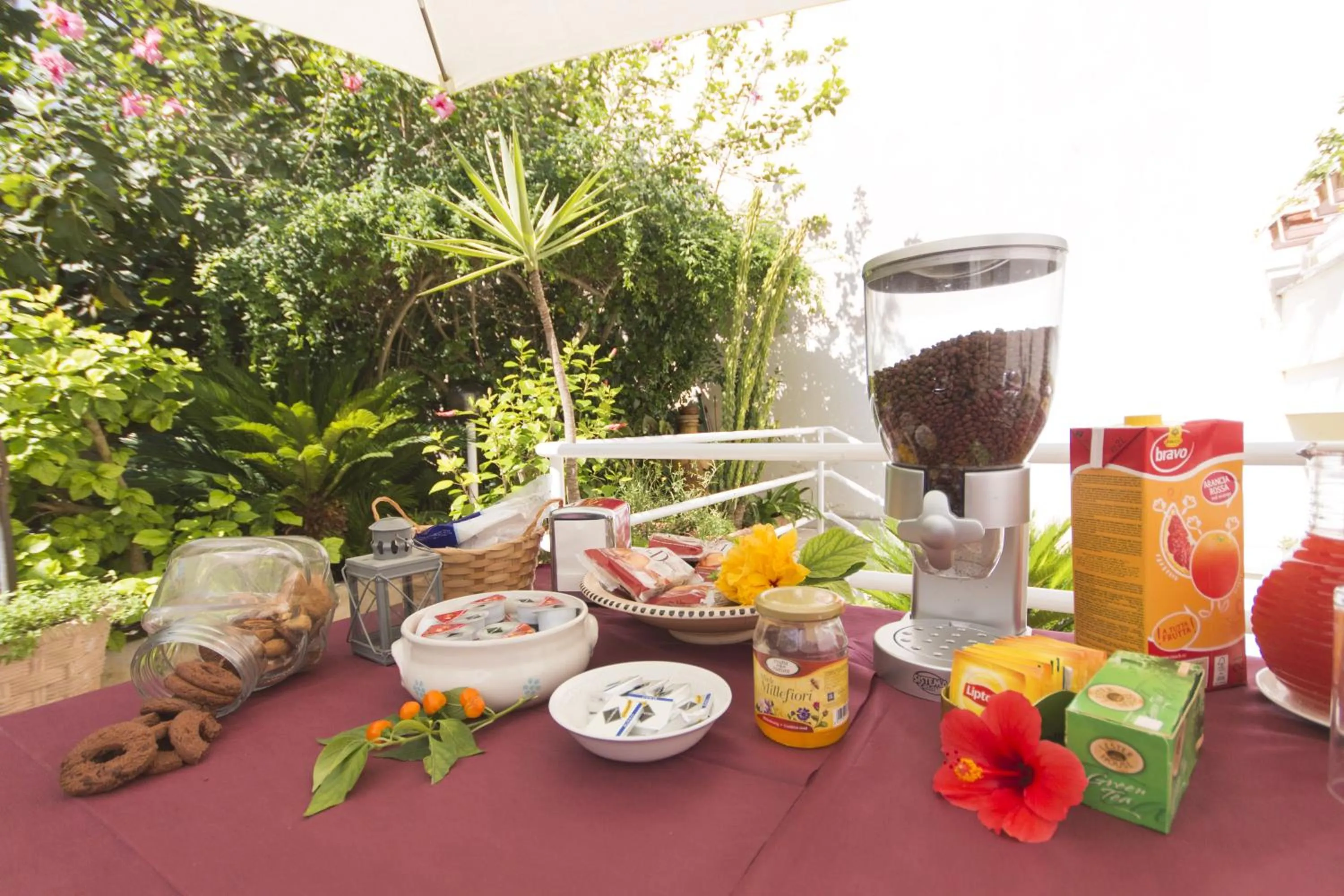 Food and drinks in B&B Luxury