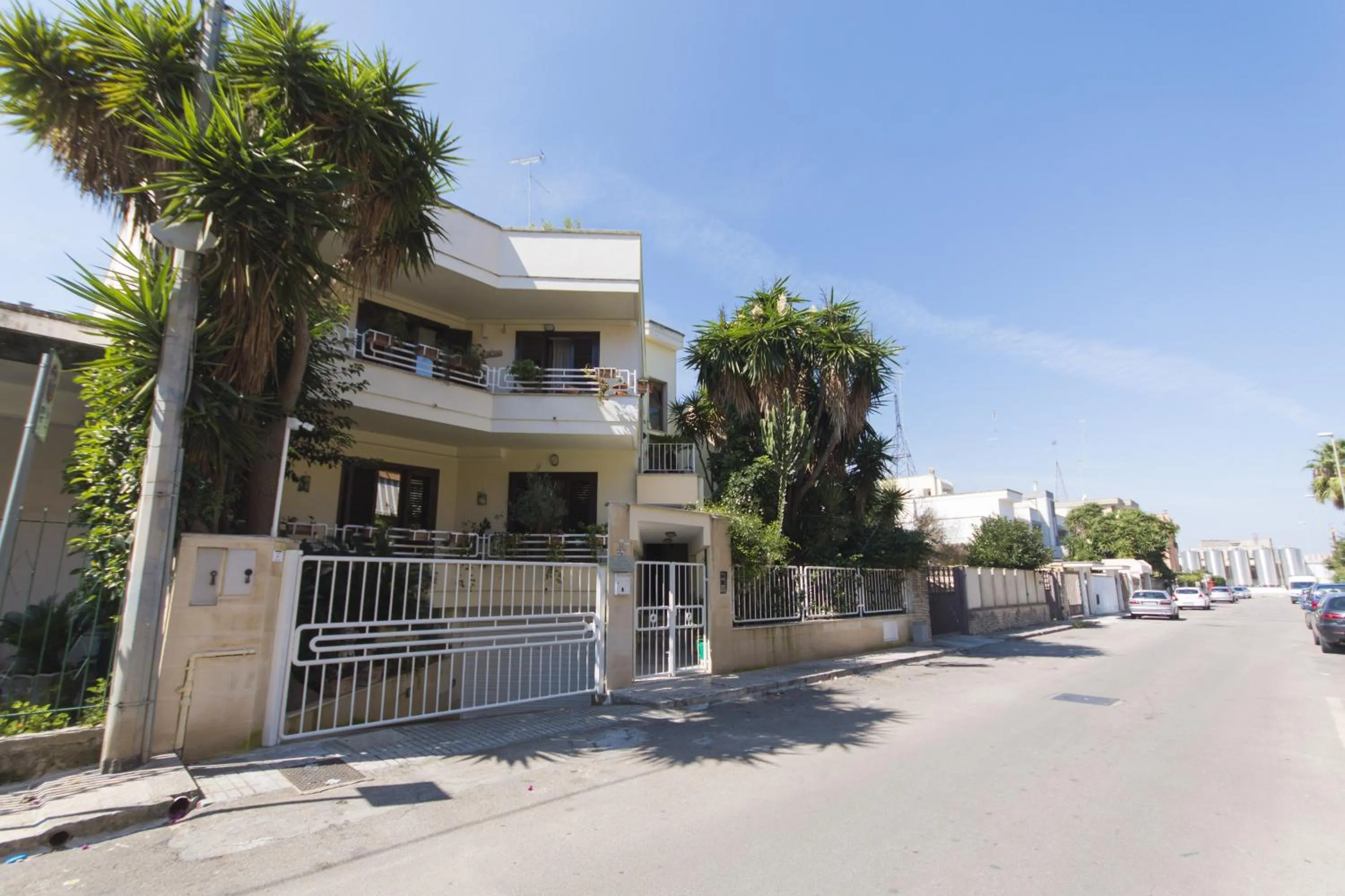 Facade/entrance in B&B Luxury