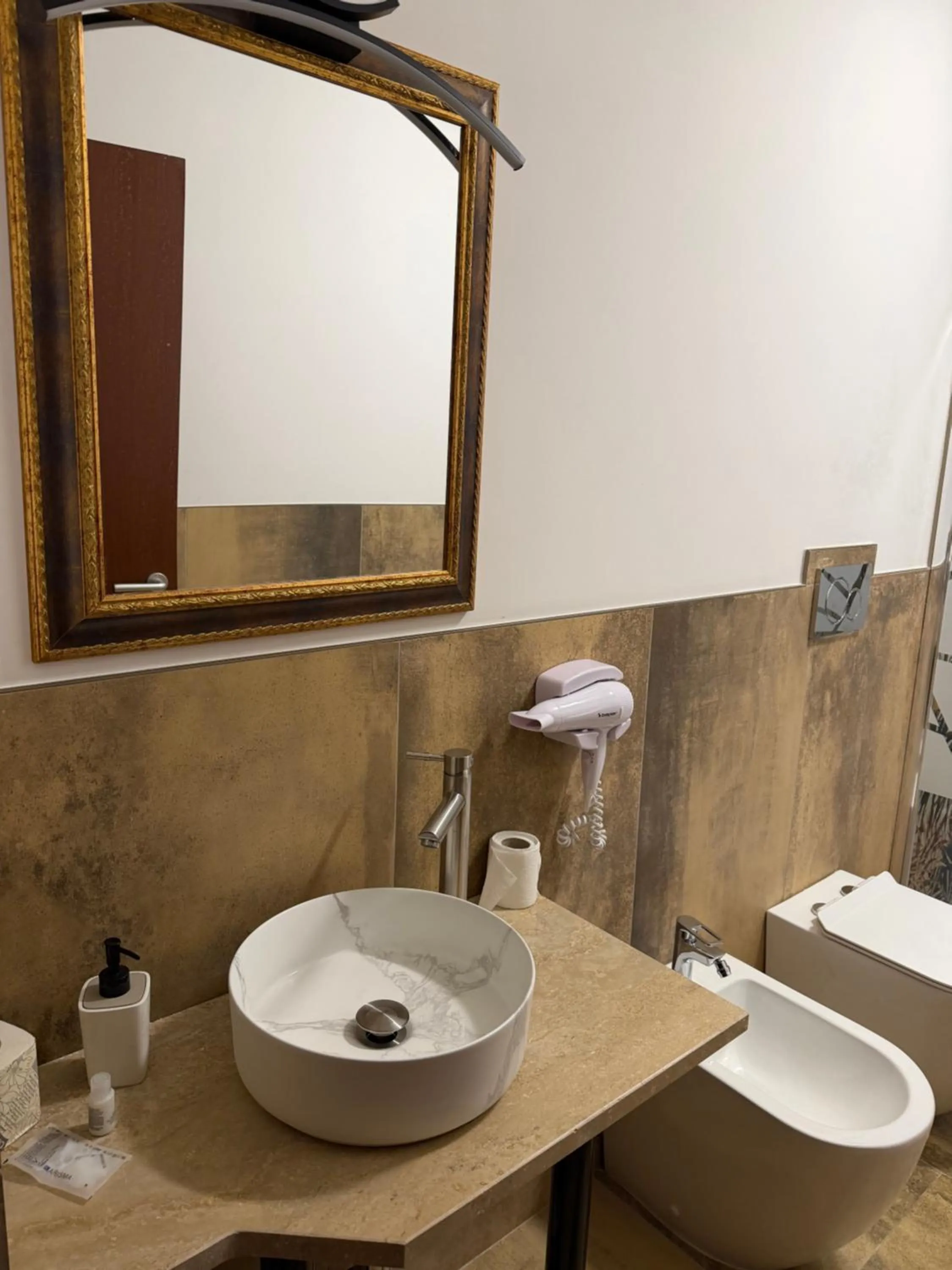 Toilet in B&B Luxury