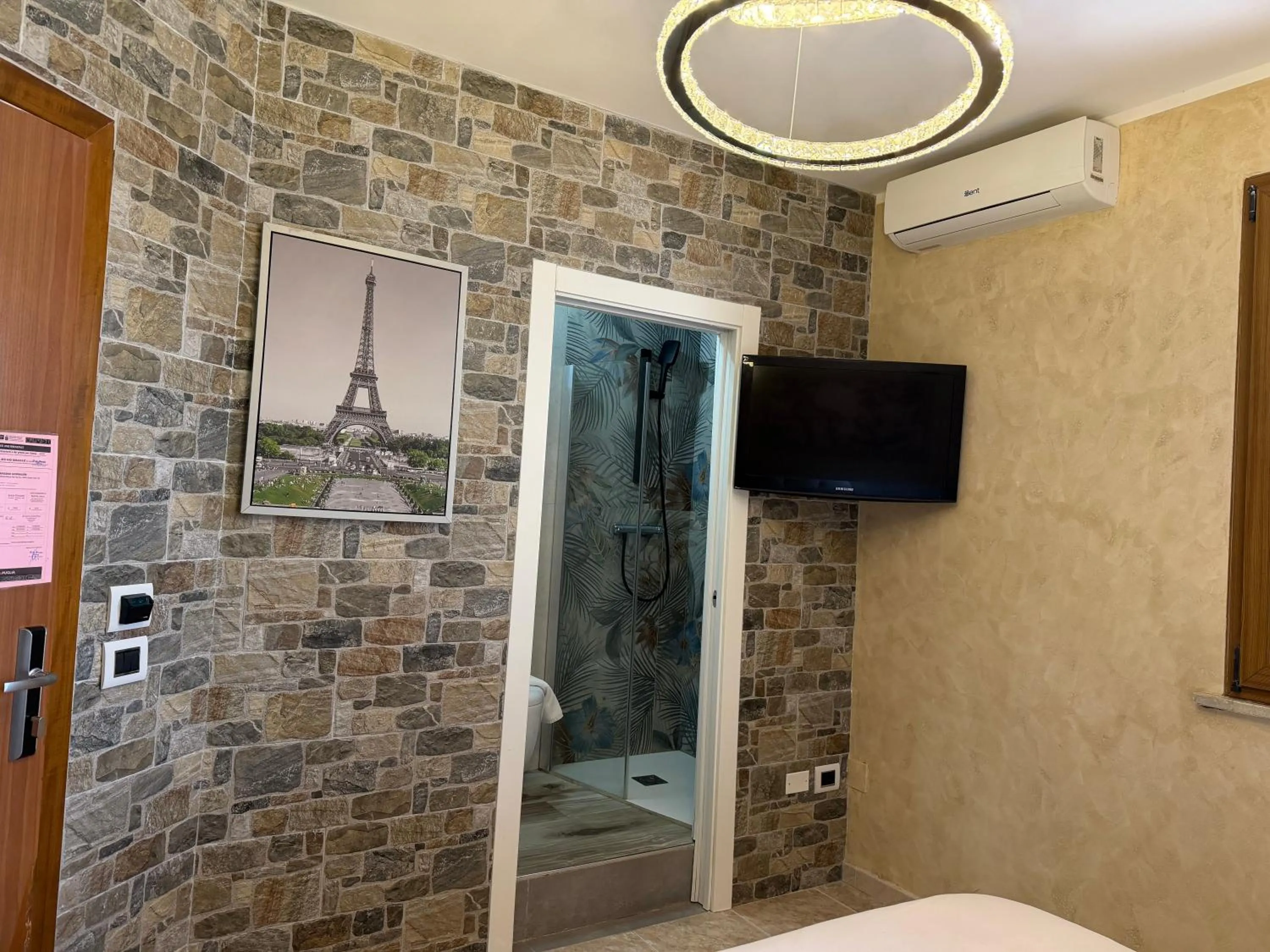 TV and multimedia in B&B Luxury