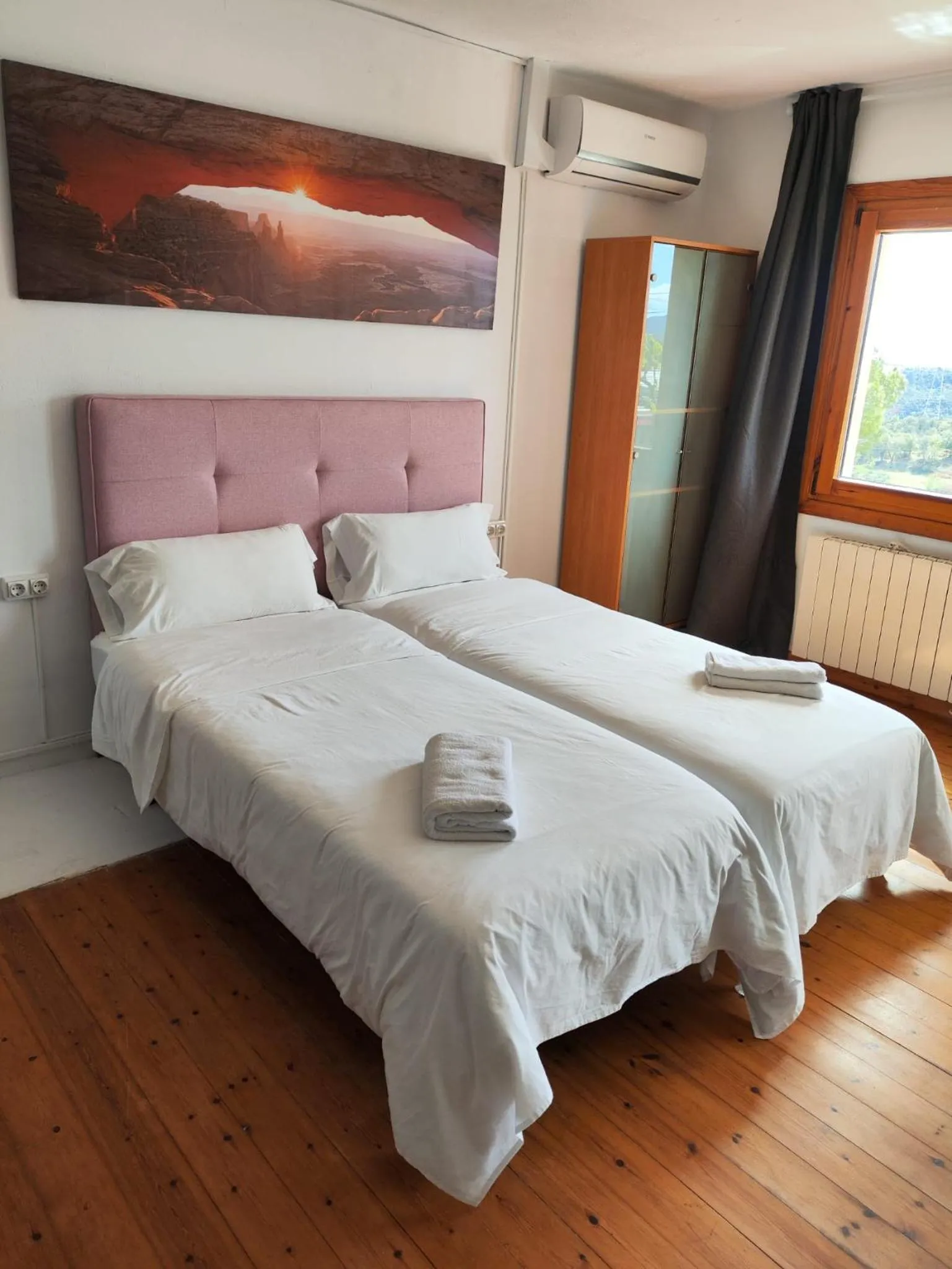 Bed in L'Olivera Casa Rural