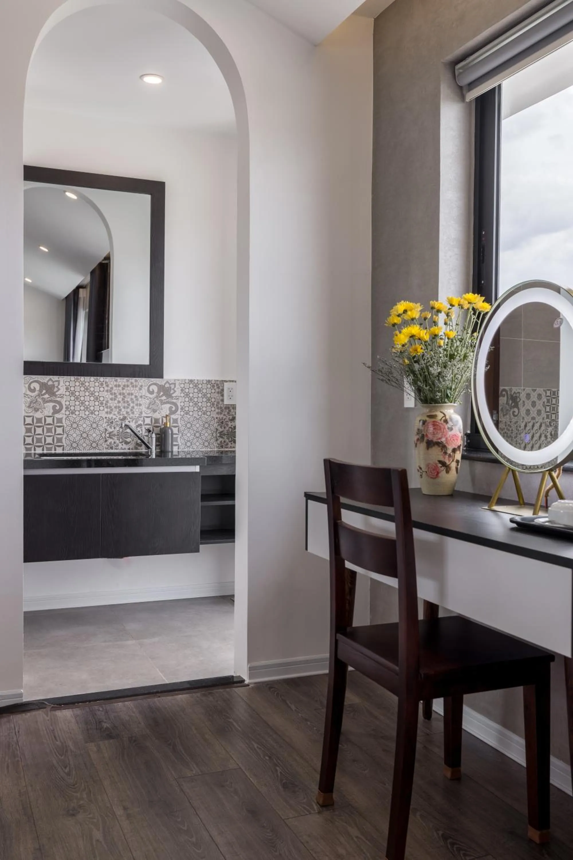 Decorative detail in Charm Champion Villa Hoian