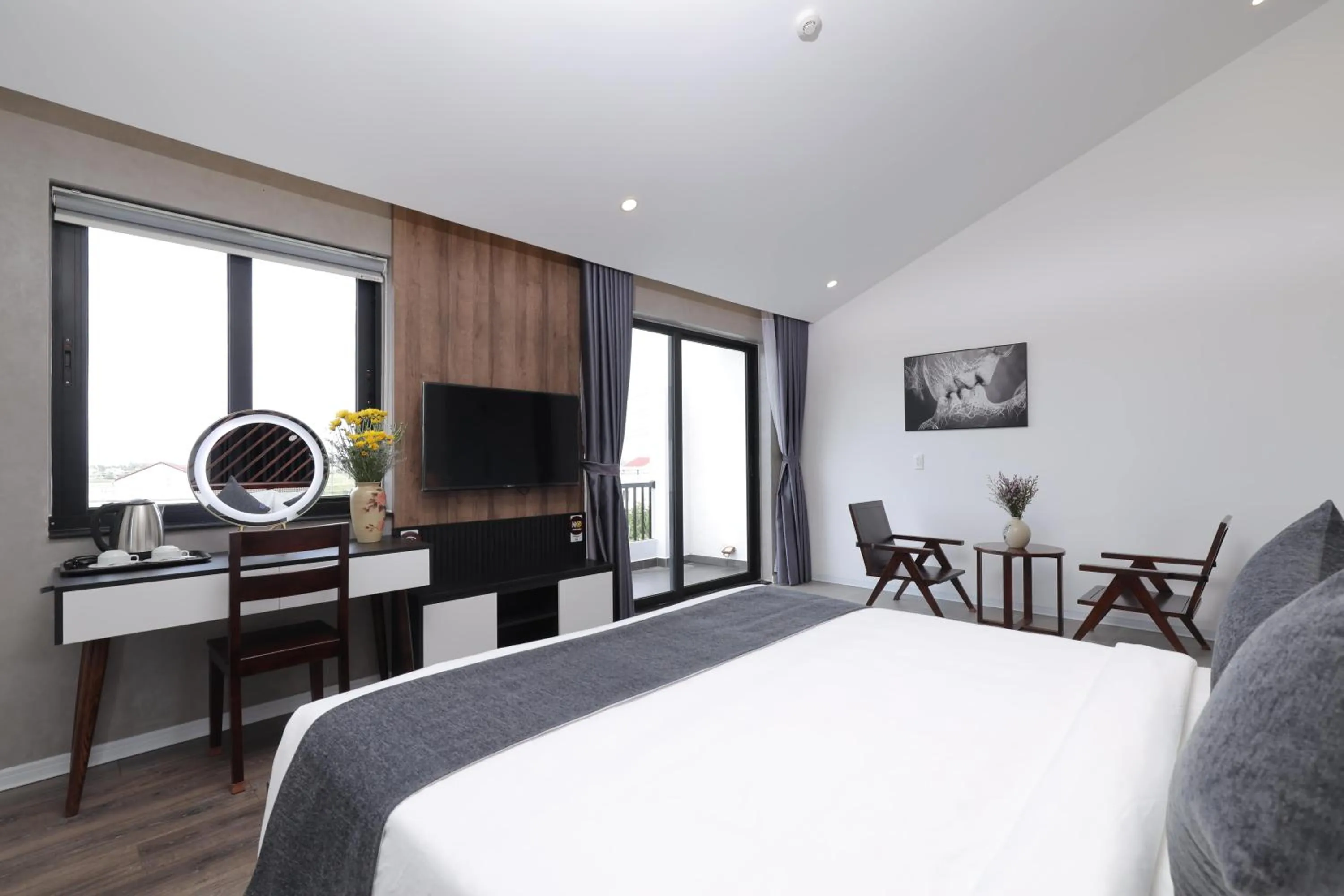 Bed in Charm Champion Villa Hoian